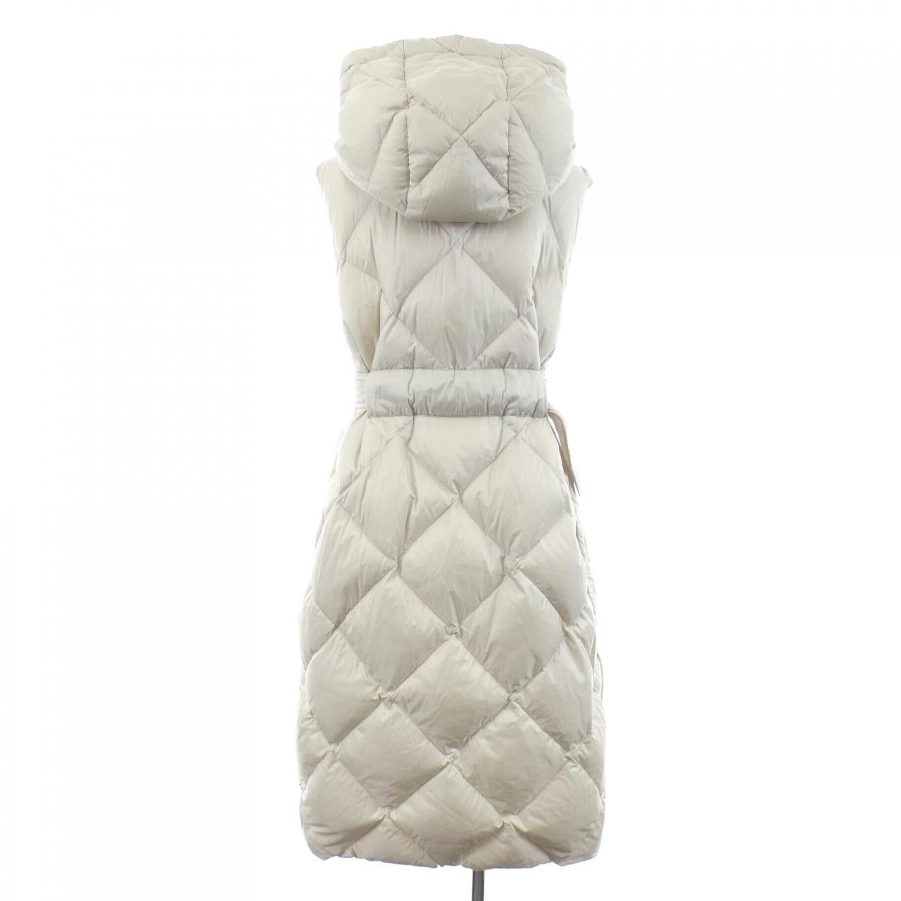 Max Mara Max Mara Max Mara THE CUBE Down Vest Textile Outerwear 929602 DUTY FREE for USA Size ONE SIZE - 2 Thumbnail
