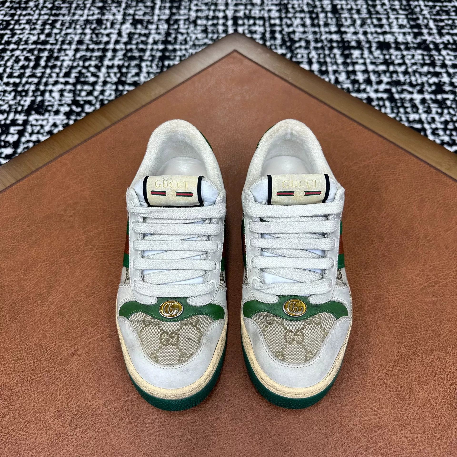 Gucci Gucci Canvas Green Lowtop Sneakers it_36 Women Size US 6 / IT 36 - 2 Thumbnail