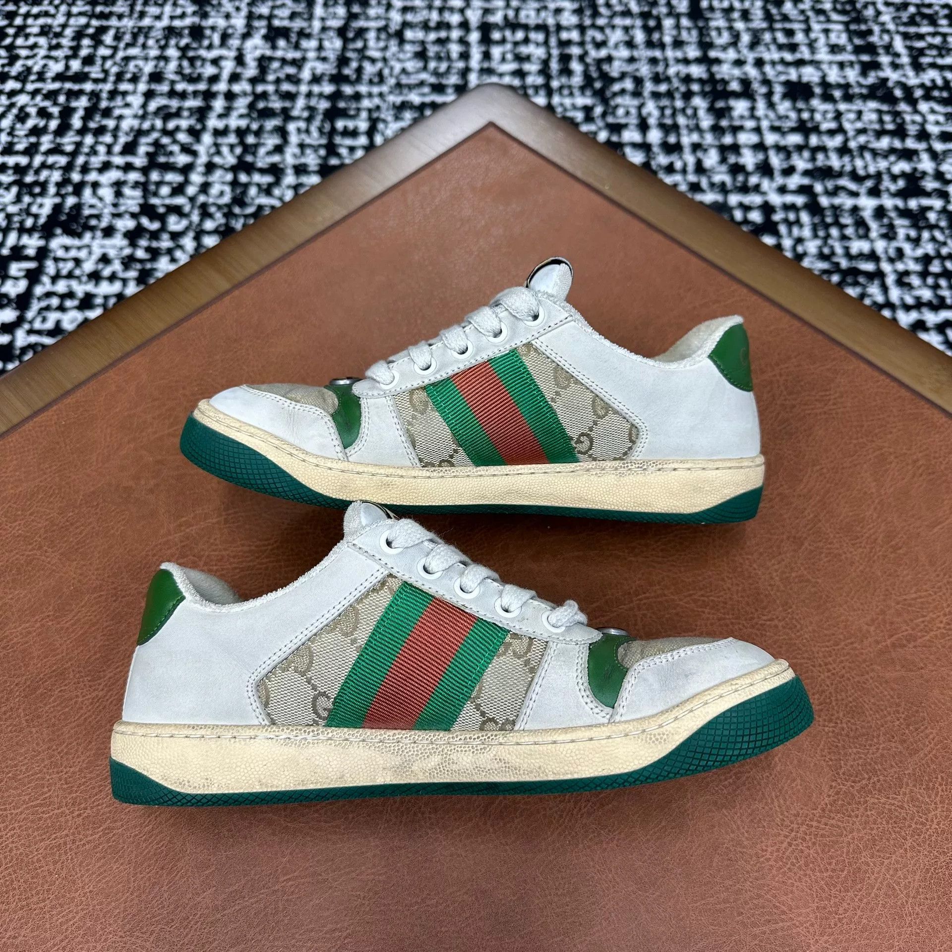 Gucci Gucci Canvas Green Lowtop Sneakers it_36 Women Size US 6 / IT 36 - 6 Thumbnail