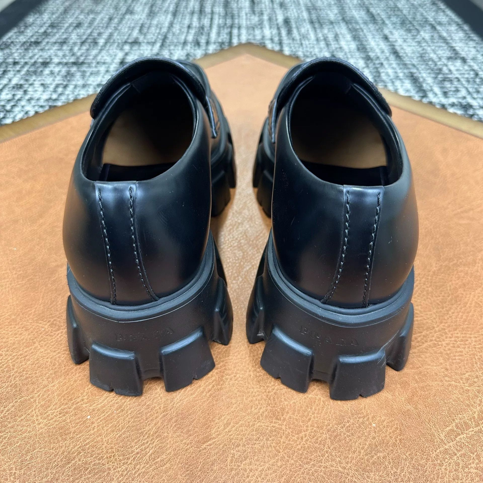 Prada Prada Leather Black Lowtop Sneakers 10 Men Size US 10 / EU 43 - 4 Thumbnail