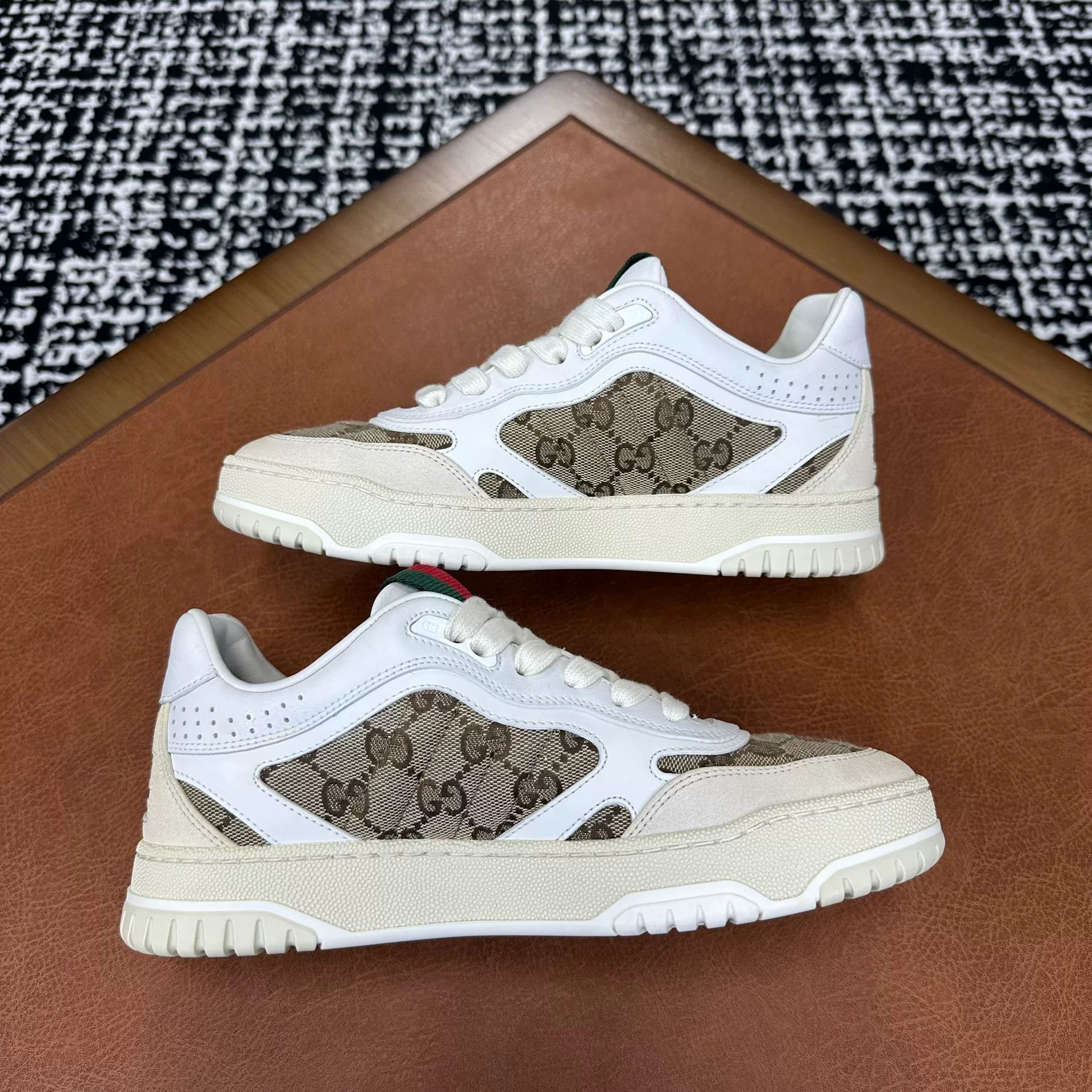 Gucci Gucci Leather White Lowtop Sneakers it_36-5 Women Size US 6.5 / IT 36.5 - 7 Thumbnail