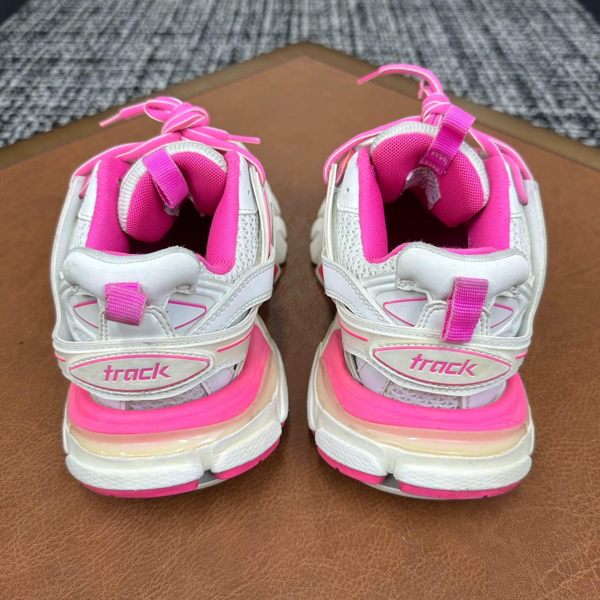 Balenciaga Balenciaga Pink Lowtop Sneakers it_35 Women Size US 5 / IT 35 - 4 Thumbnail