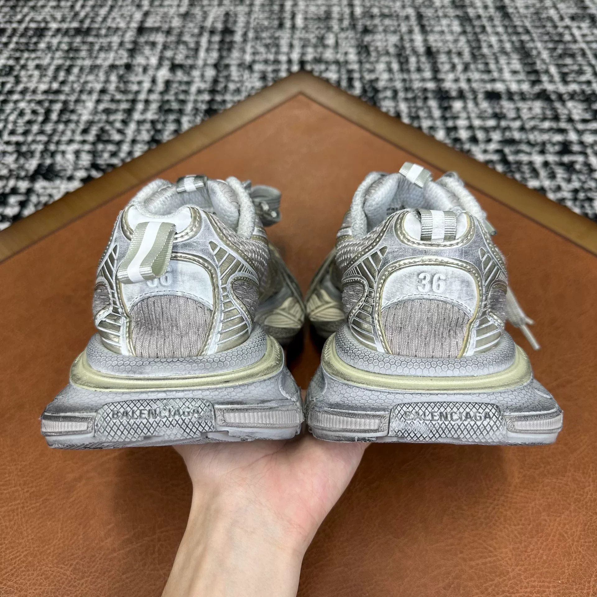 Balenciaga Balenciaga Mesh Beige Lowtop Sneakers it_36 Women Size US 6 / IT 36 - 4 Thumbnail