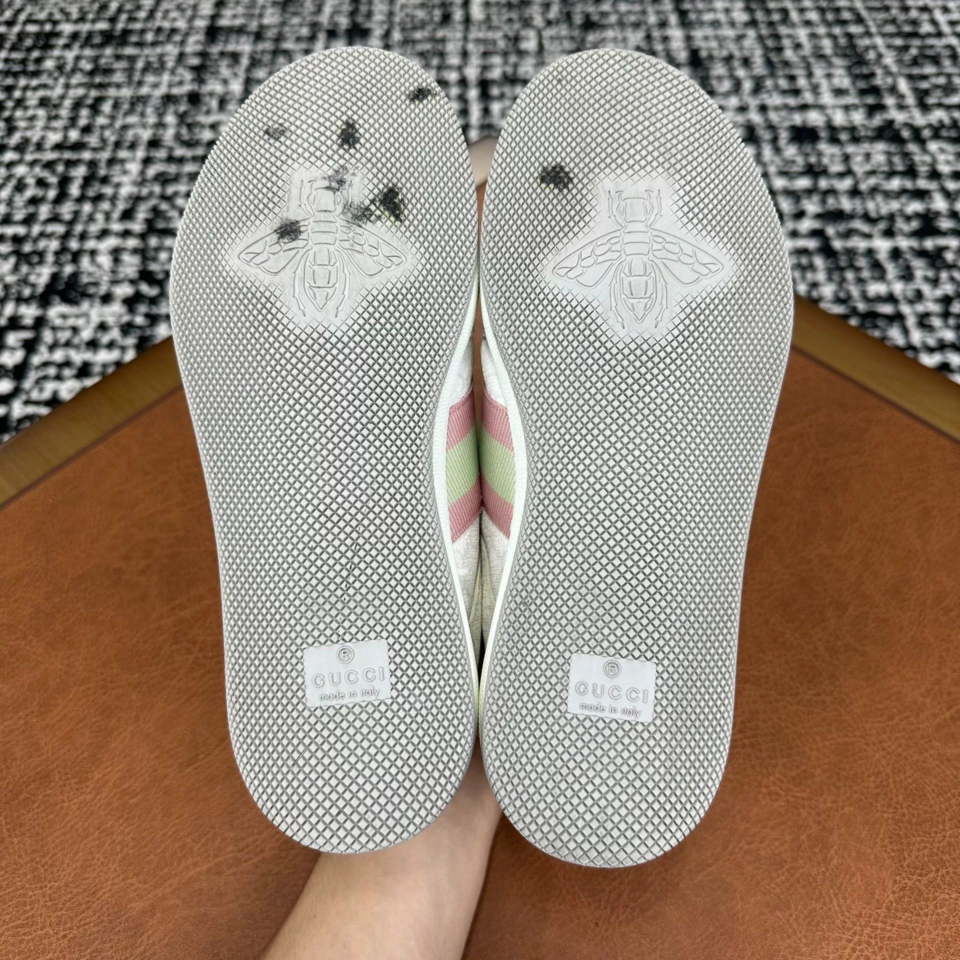 Gucci Gucci Gray Lowtop Sneakers it_36-5 Women Size US 6.5 / IT 36.5 - 8 Thumbnail