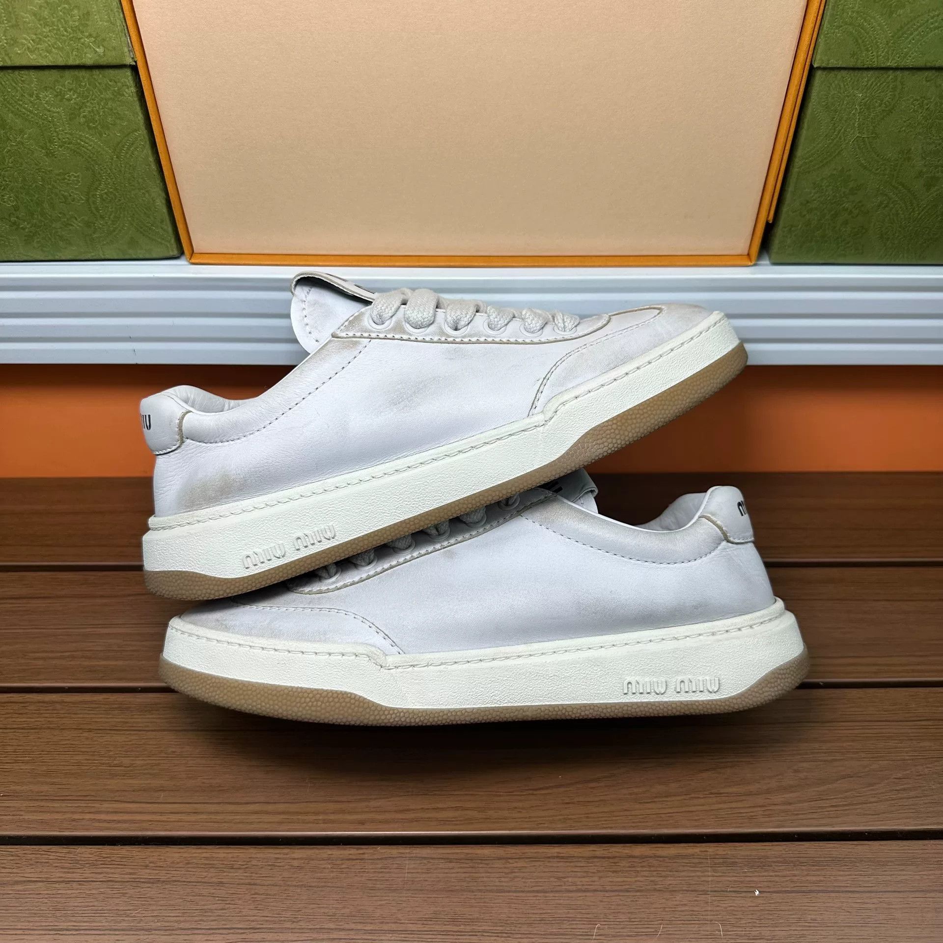 Miu Miu Miu Miu Casual White Lowtop Sneakers it_37-5 Women Size US 7.5 / IT 37.5 - 2 Thumbnail