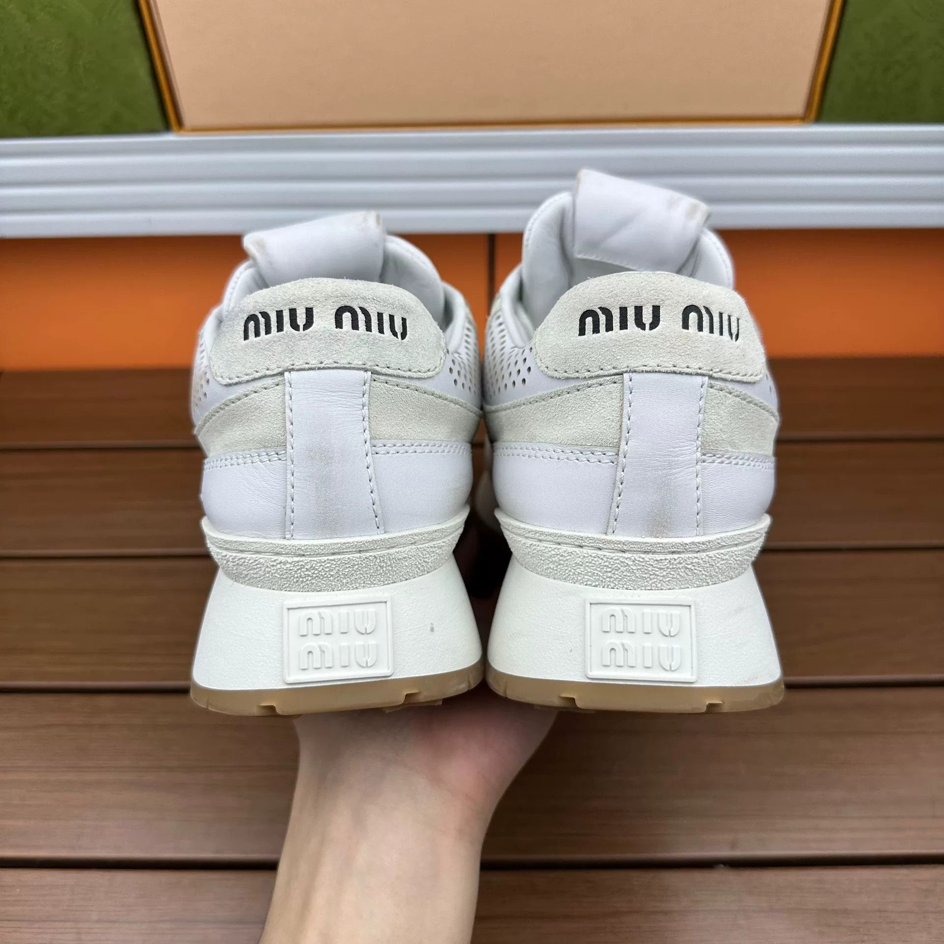 Miu Miu Miu Miu Retro White Lowtop Sneakers it_38 Women Size US 8 / IT 38 - 6 Thumbnail