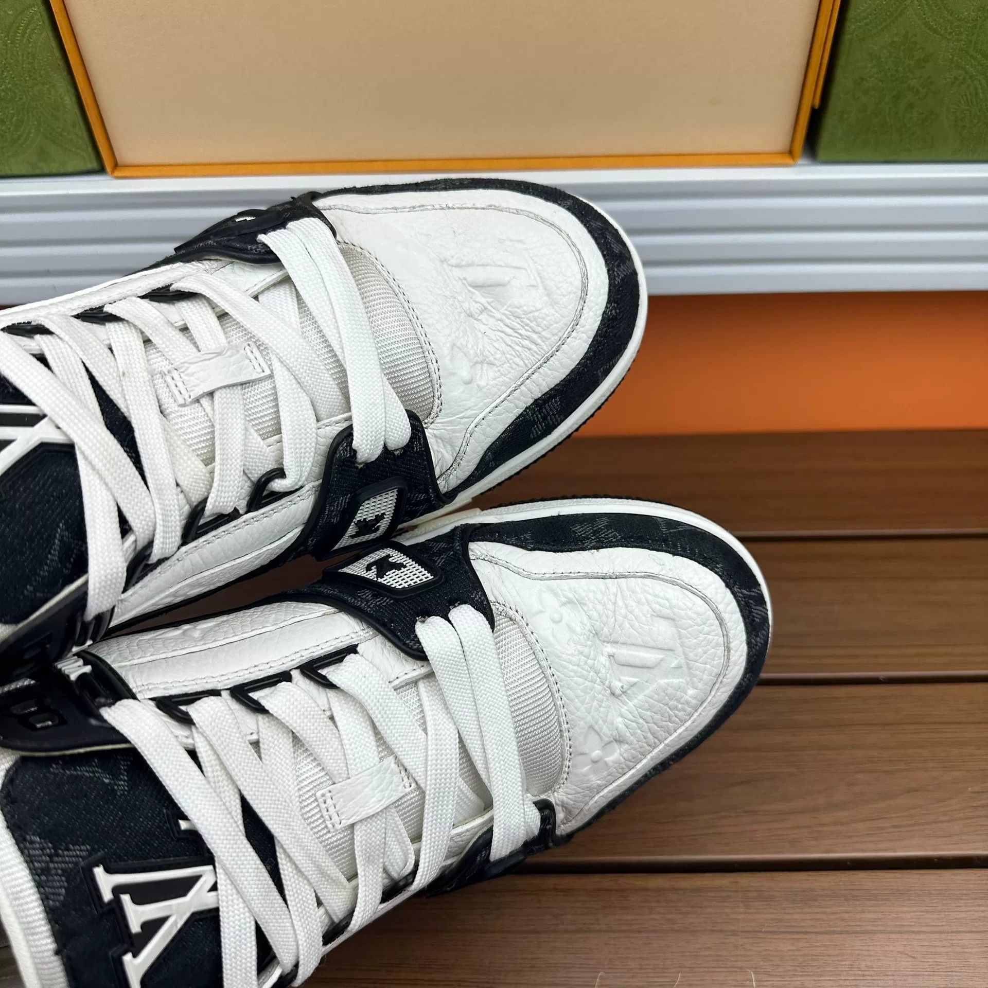 Louis Vuitton Louis Vuitton Training Denim Black Lowtop Sneakers 8 Men Size US 8 / EU 41 - 6 Thumbnail