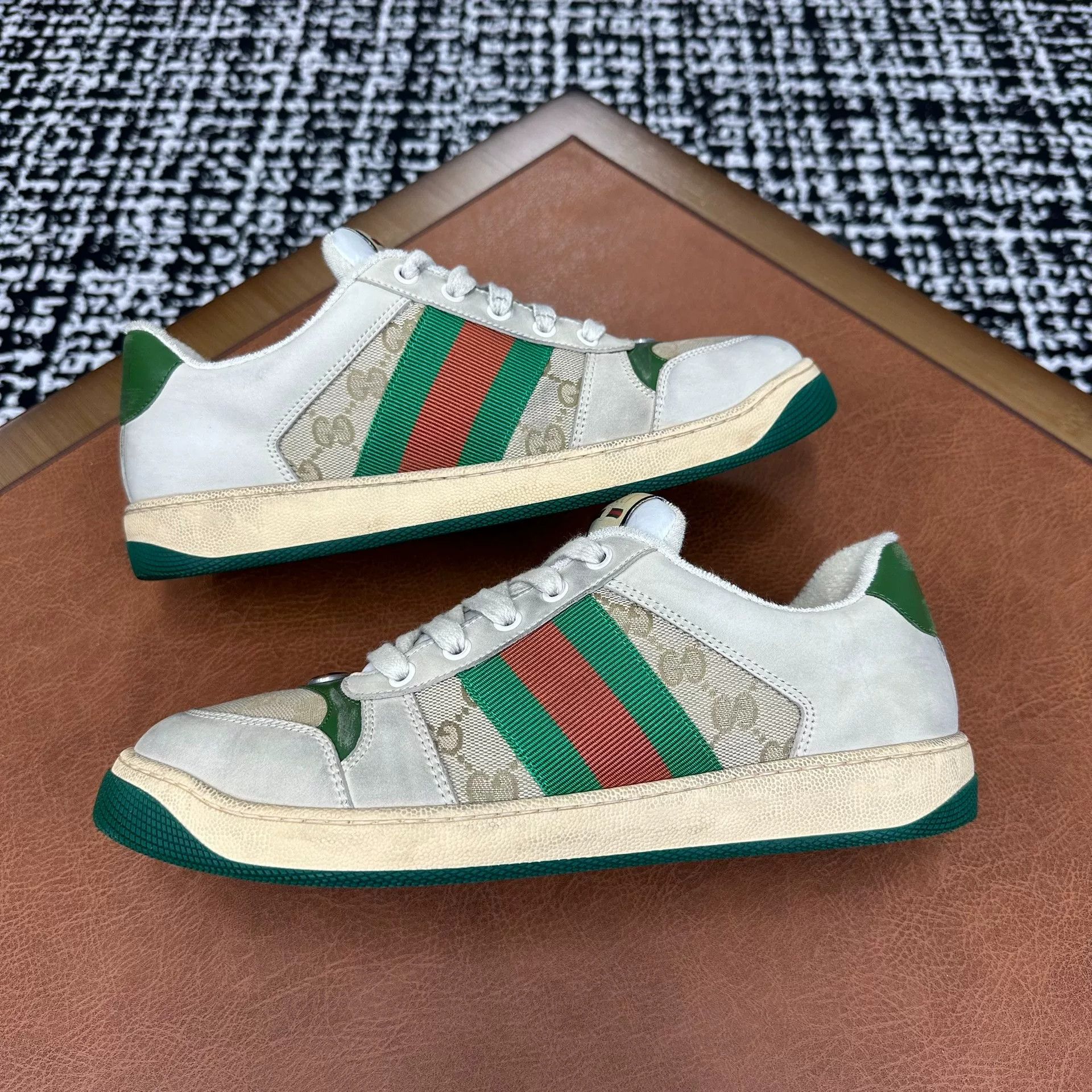 Gucci Gucci Leather Green Lowtop Sneakers 9 Men Size US 9 / EU 42 - 5 Thumbnail