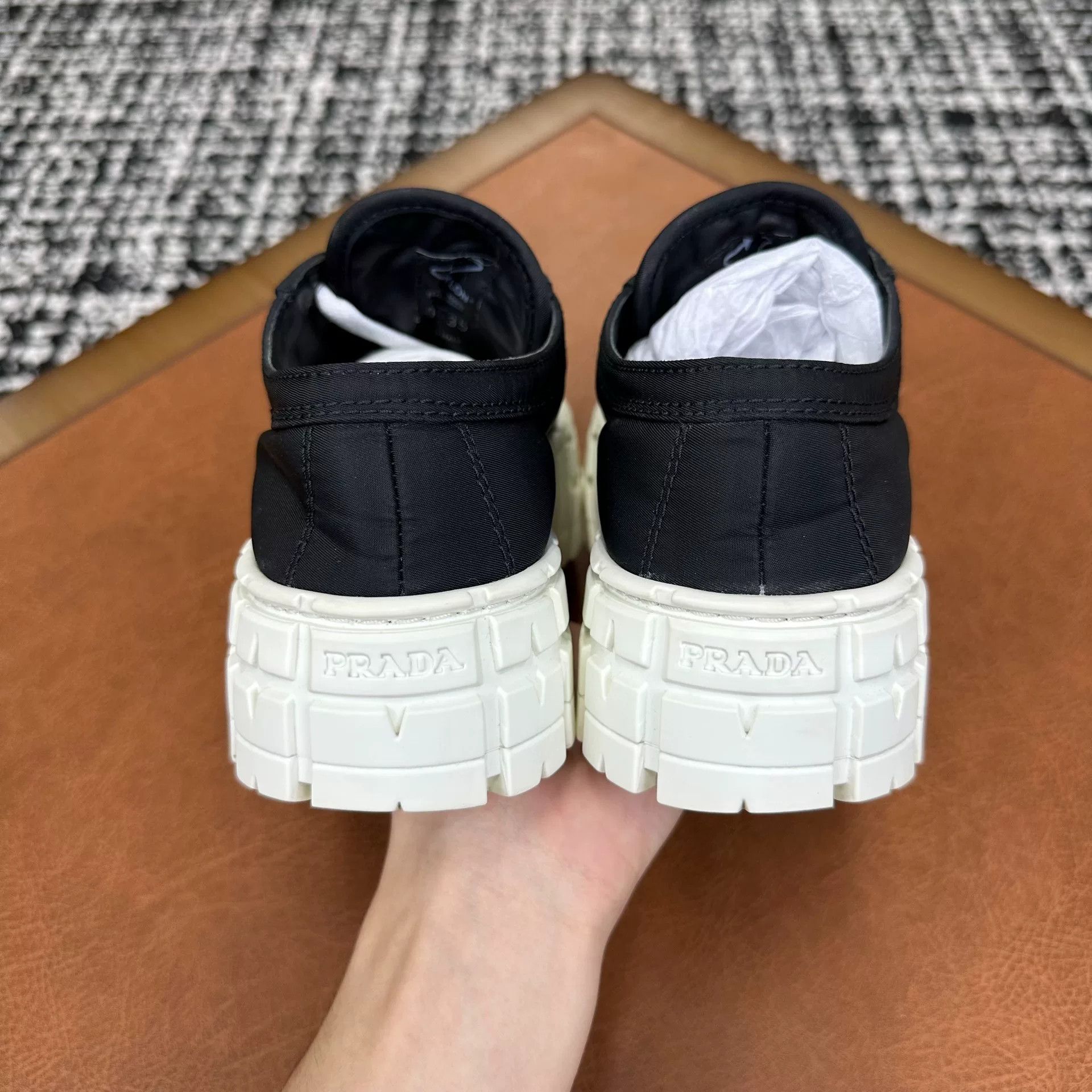 Prada Prada Lightweight Black Lowtop Sneakers it_35 Women Size US 5 / IT 35 - 3 Thumbnail