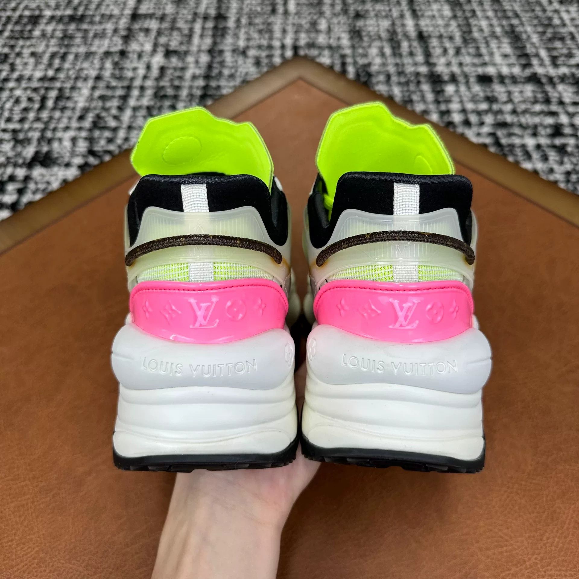 Louis Vuitton Louis Vuitton Lowtop Sneakers it_36 Women Size US 6 / IT 36 - 3 Thumbnail