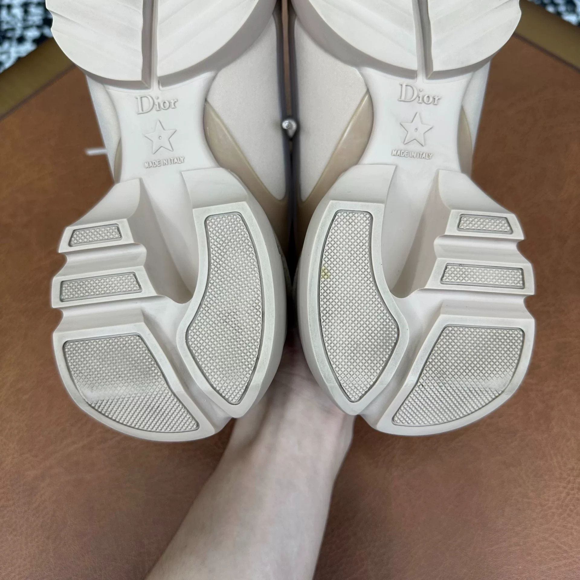 Dior Dior Leather Lowtop Sneakers it_35-5 Women Size US 5.5 / IT 35.5 - 9 Thumbnail