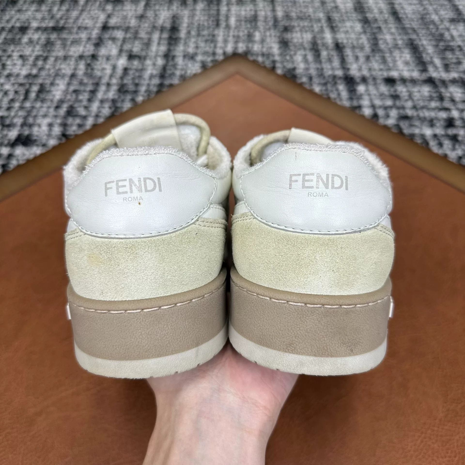 Fendi Fendi Casual White Lowtop Sneakers it_37 Women Size US 7 / IT 37 - 3 Thumbnail