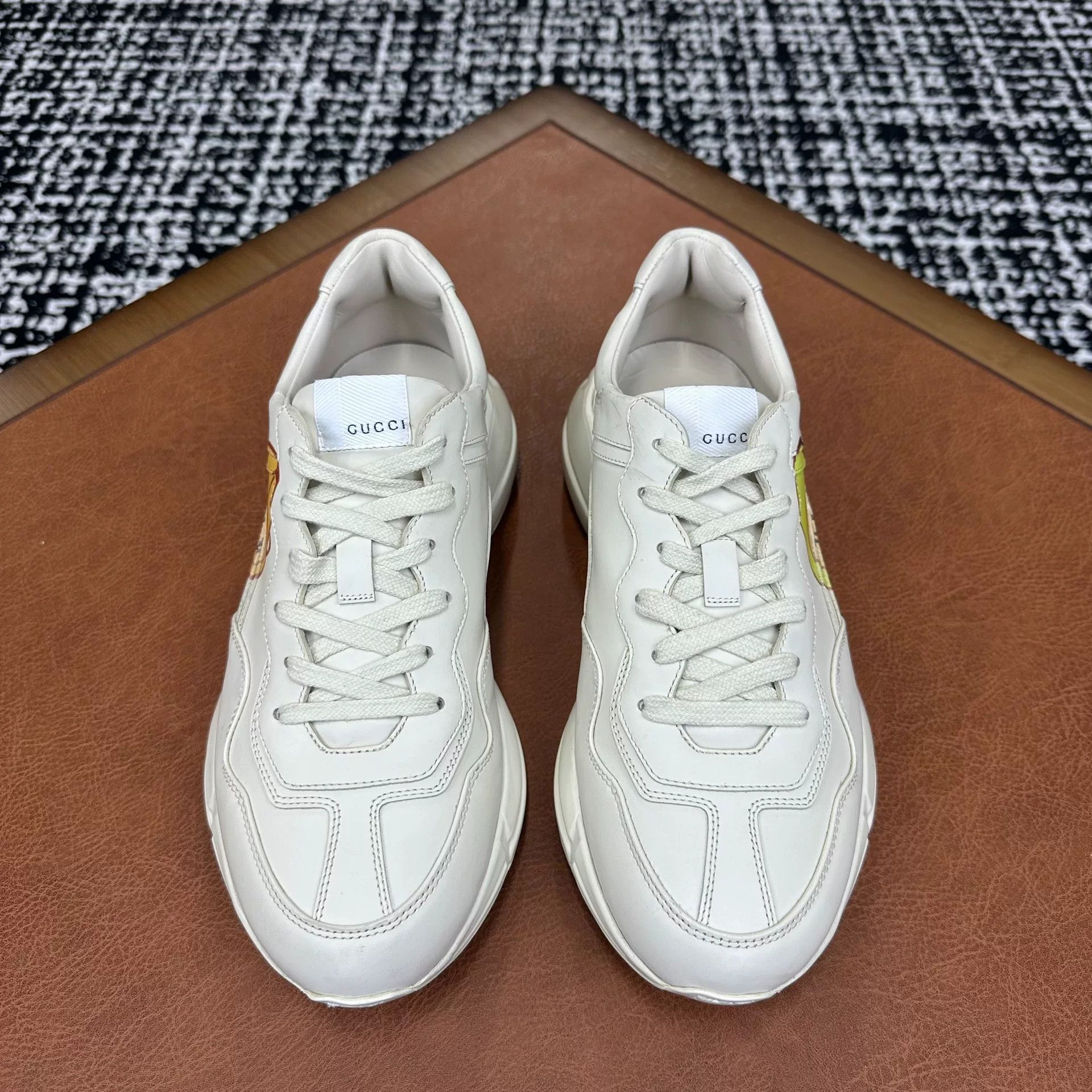Gucci Gucci Collab White Lowtop Sneakers 9 Men Size US 9 / EU 42 - 2 Thumbnail