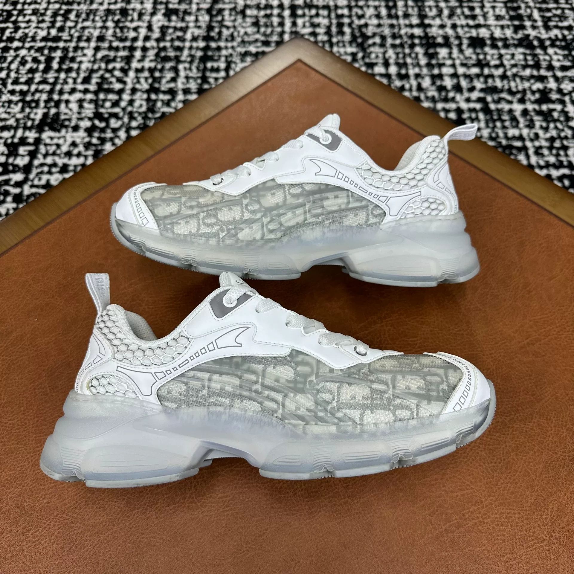 Dior Dior Casual Gray Lowtop Sneakers it_39-5 Women Size US 9.5 / IT 39.5 - 7 Thumbnail