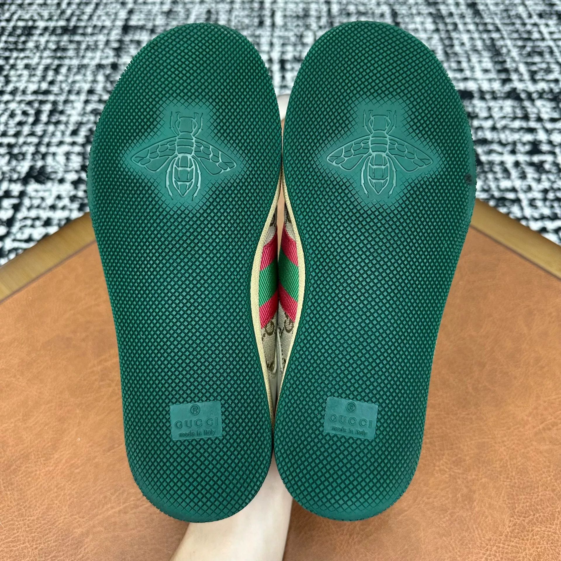Gucci Gucci Lowtop Sneakers it_36-5 Women Size US 6.5 / IT 36.5 - 9 Thumbnail