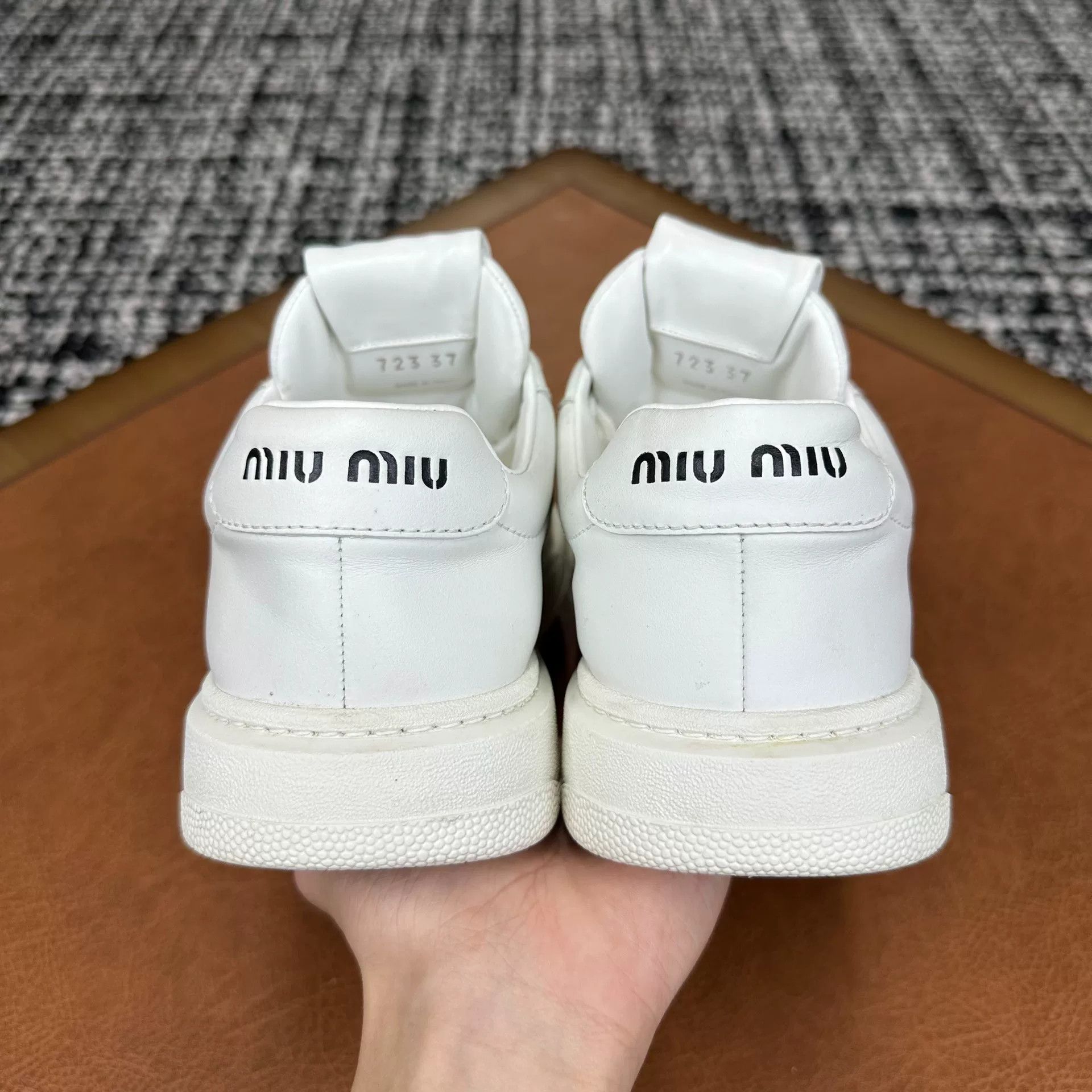 Miu Miu Miu Miu Leather White Lowtop Sneakers it_37 Women Size US 7 / IT 37 - 3 Thumbnail