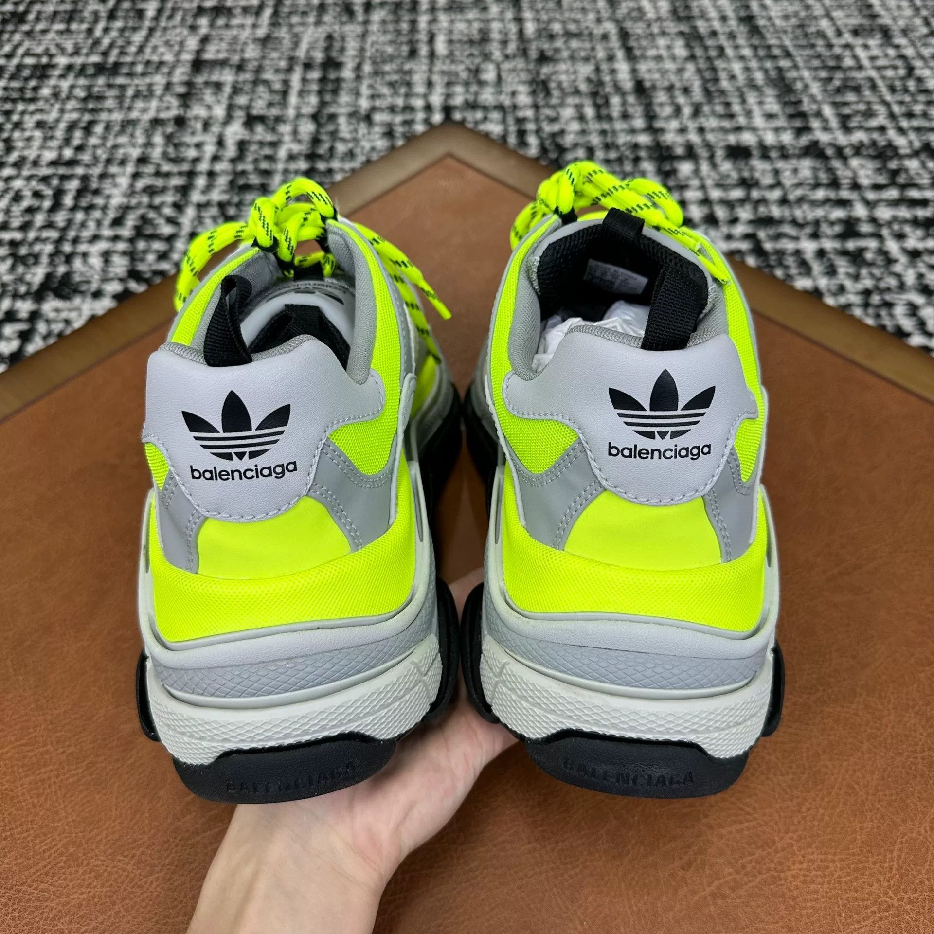 Balenciaga Balenciaga Multi Lowtop Sneakers 11 Men Size US 11 / EU 44 - 3 Thumbnail