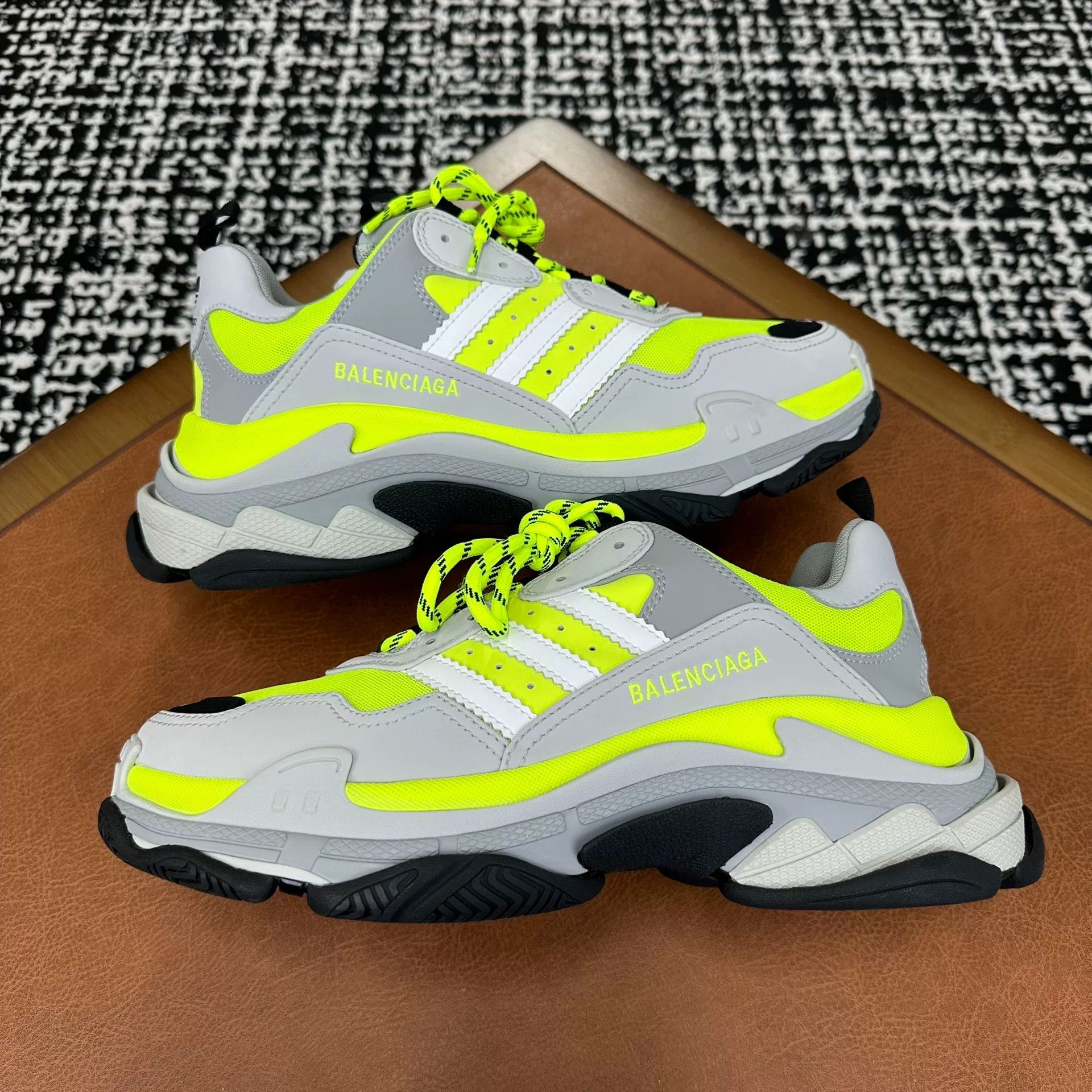 Balenciaga Balenciaga Multi Lowtop Sneakers 11 Men Size US 11 / EU 44 - 5 Thumbnail