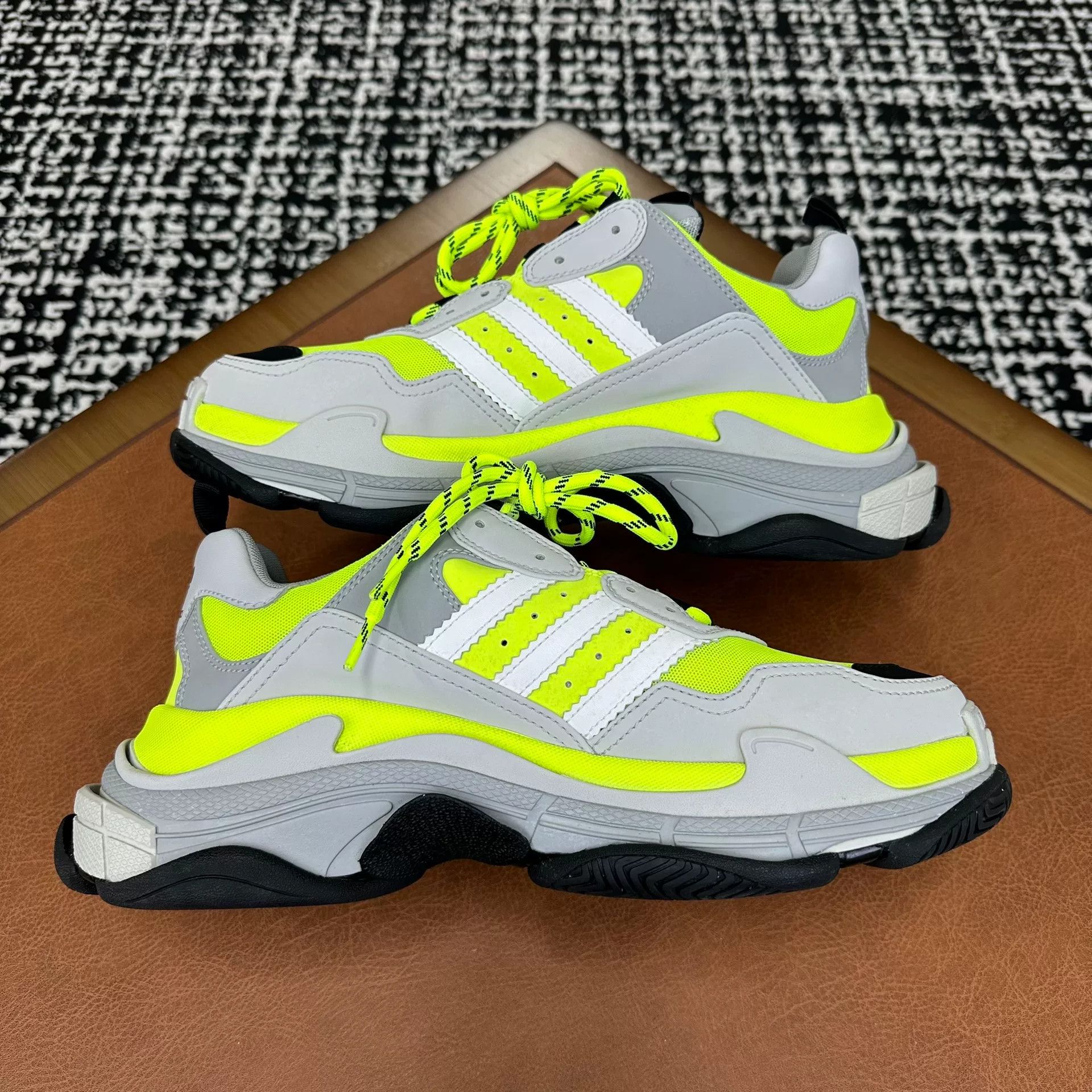 Balenciaga Balenciaga Multi Lowtop Sneakers 11 Men Size US 11 / EU 44 - 6 Thumbnail