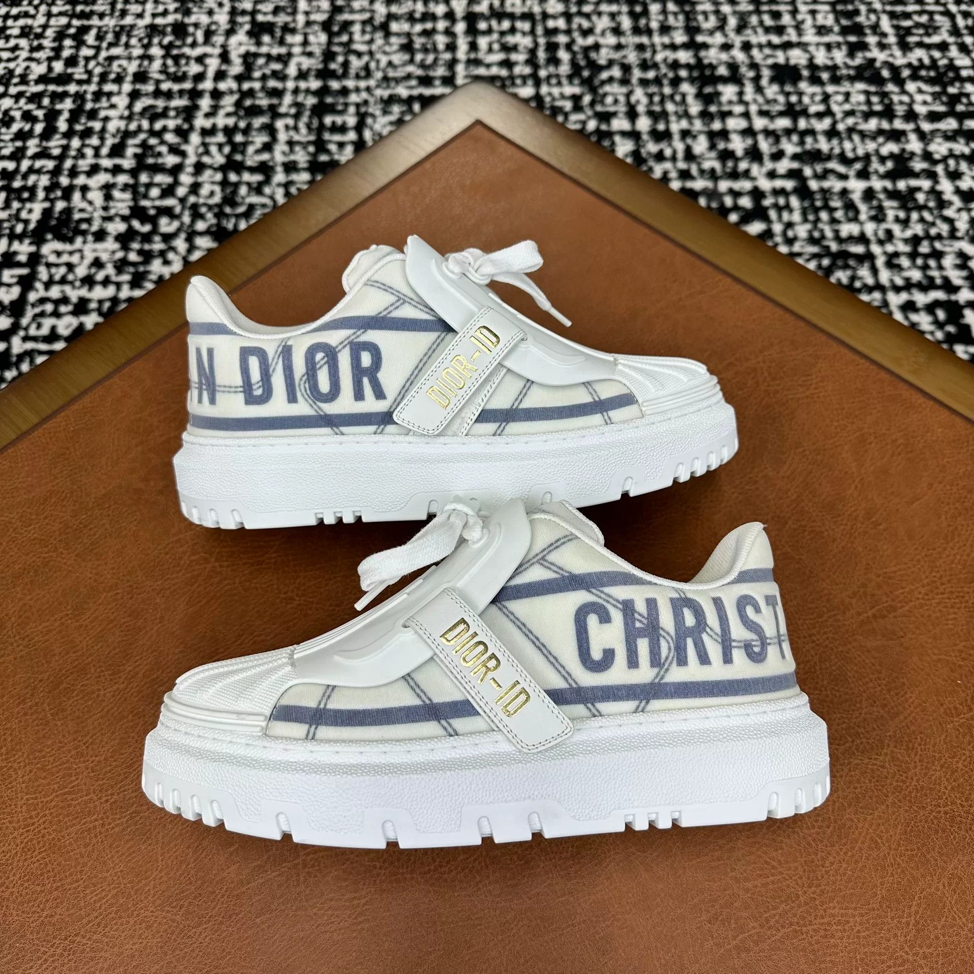 Dior Dior Blue Lowtop Sneakers it_36 Women Size US 6 / IT 36 - 4 Thumbnail