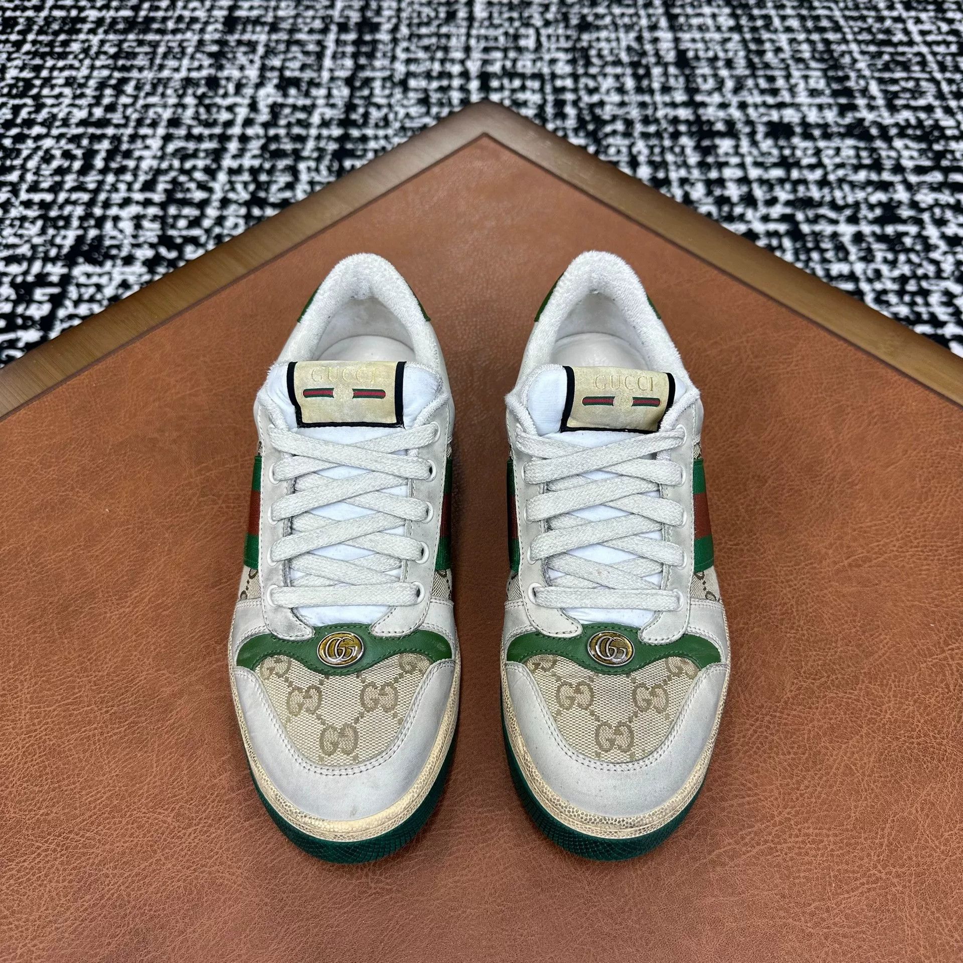 Gucci Gucci Leather Green Lowtop Sneakers 7 Men Size US 7 / EU 40 - 2 Thumbnail