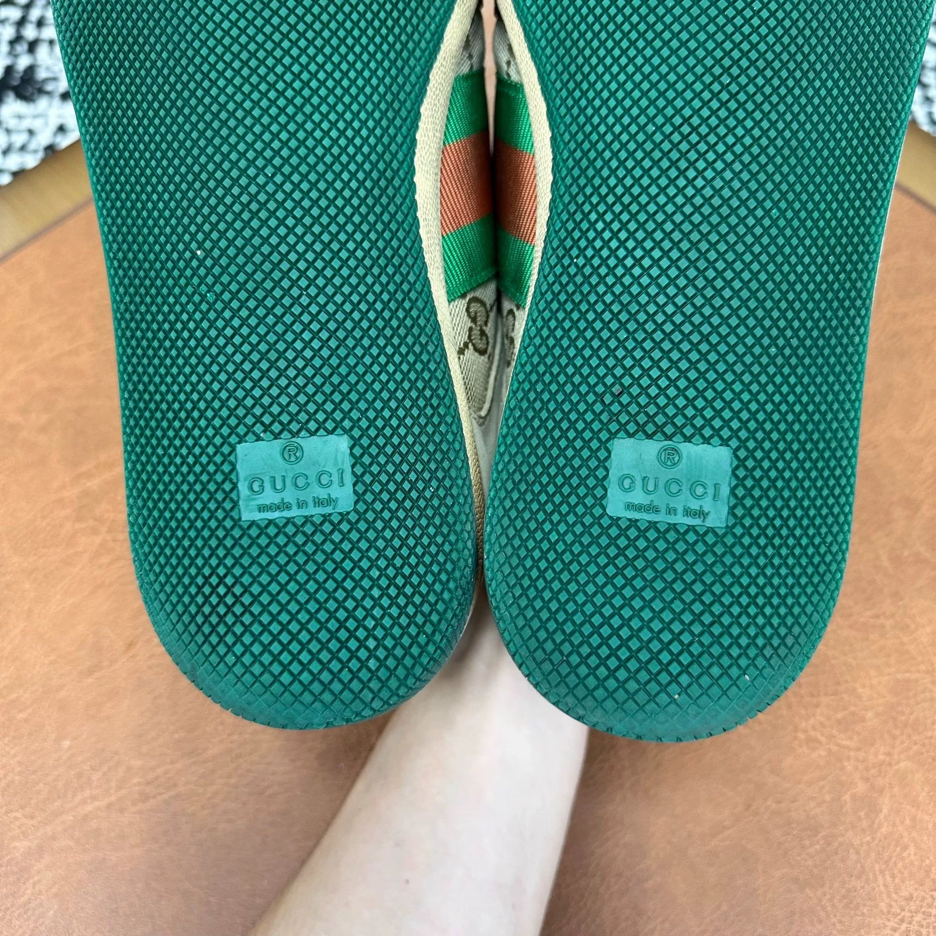 Gucci Gucci Leather Green Lowtop Sneakers 7 Men Size US 7 / EU 40 - 9 Thumbnail