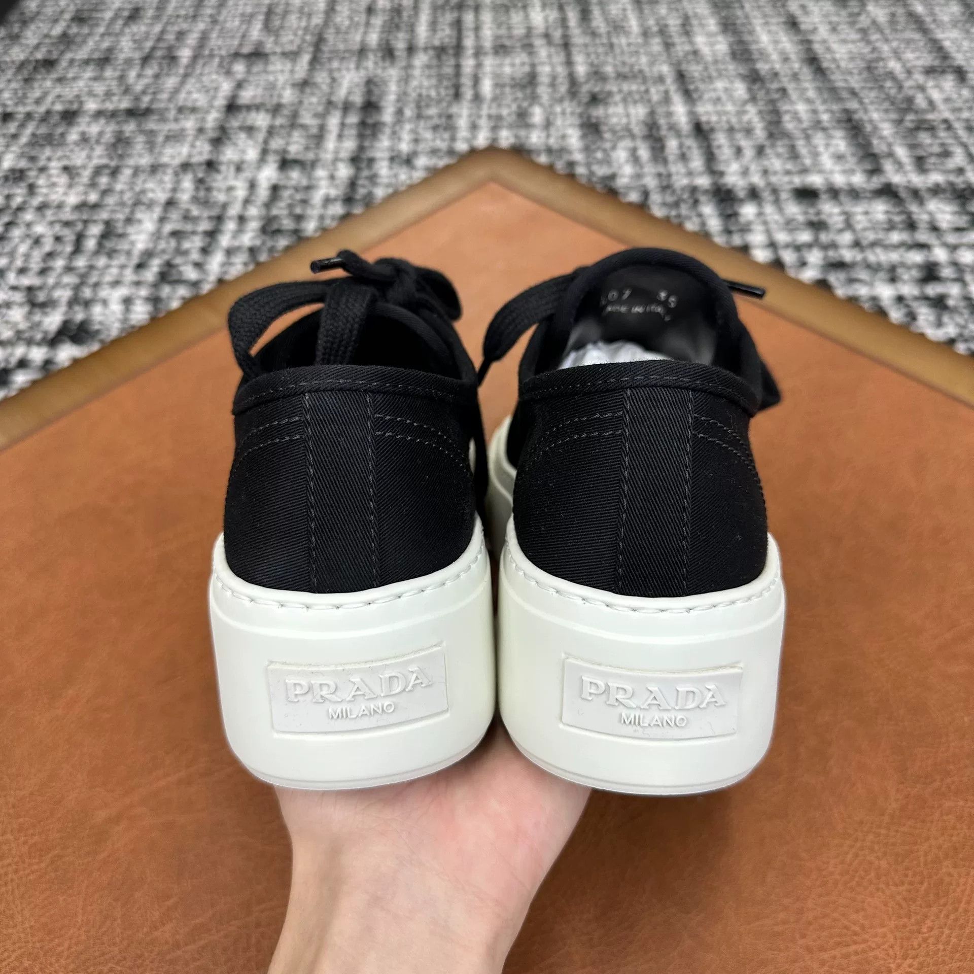 Prada Prada Black Lowtop Sneakers it_35 Women Size US 5 / IT 35 - 3 Thumbnail