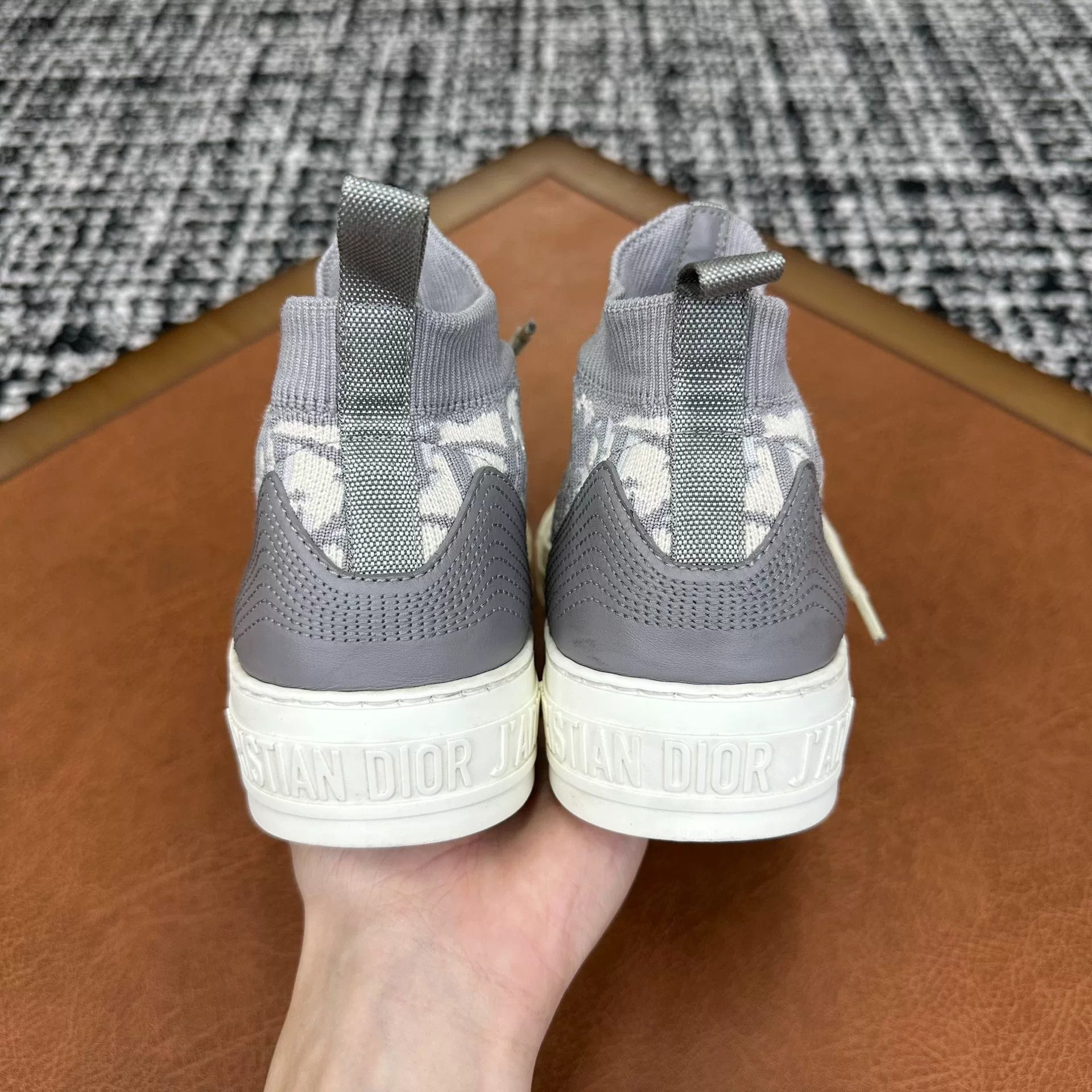 Dior Dior White Hitop Sneakers it_35 Women Size US 5 / IT 35 - 3 Thumbnail