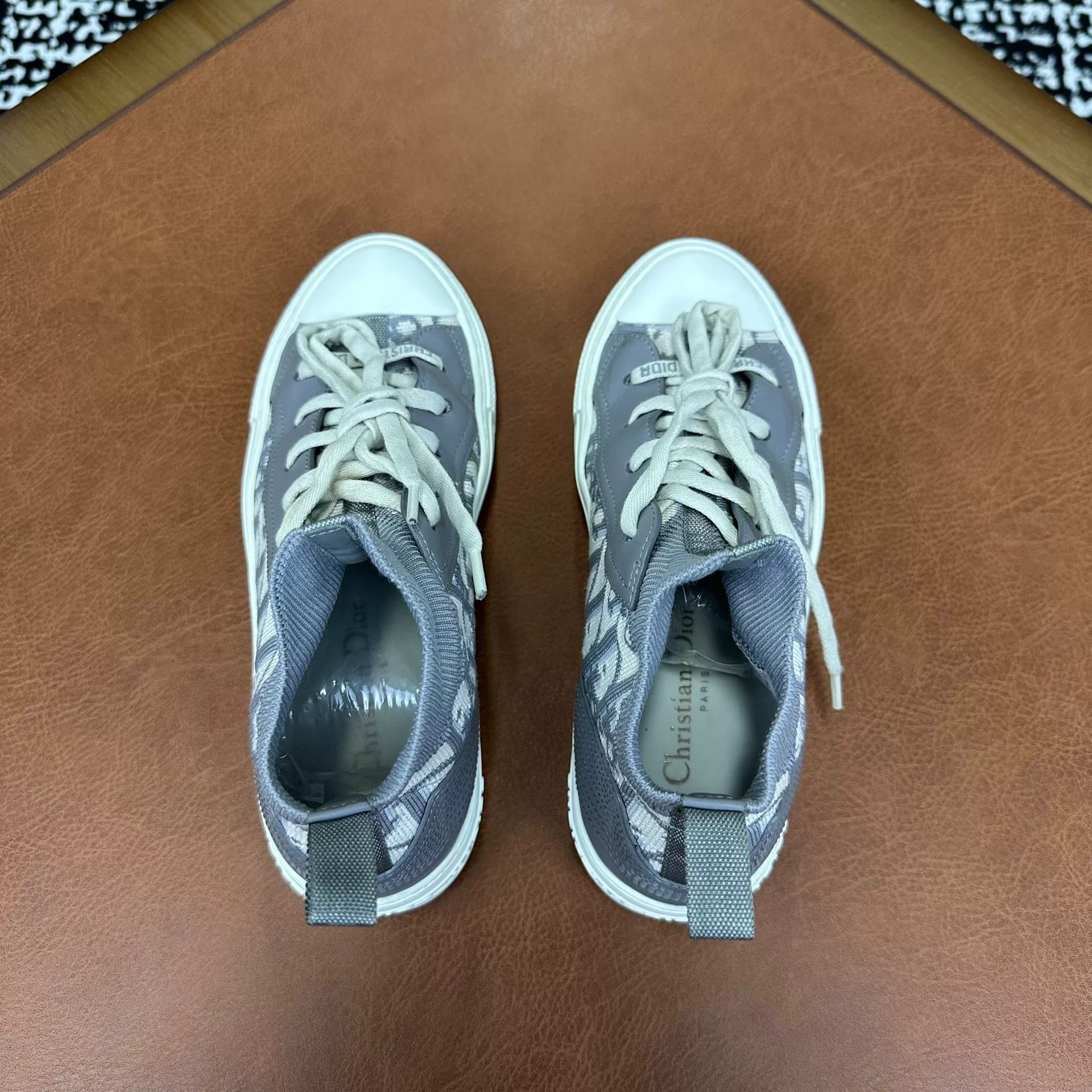 Dior Dior White Hitop Sneakers it_35 Women Size US 5 / IT 35 - 4 Thumbnail