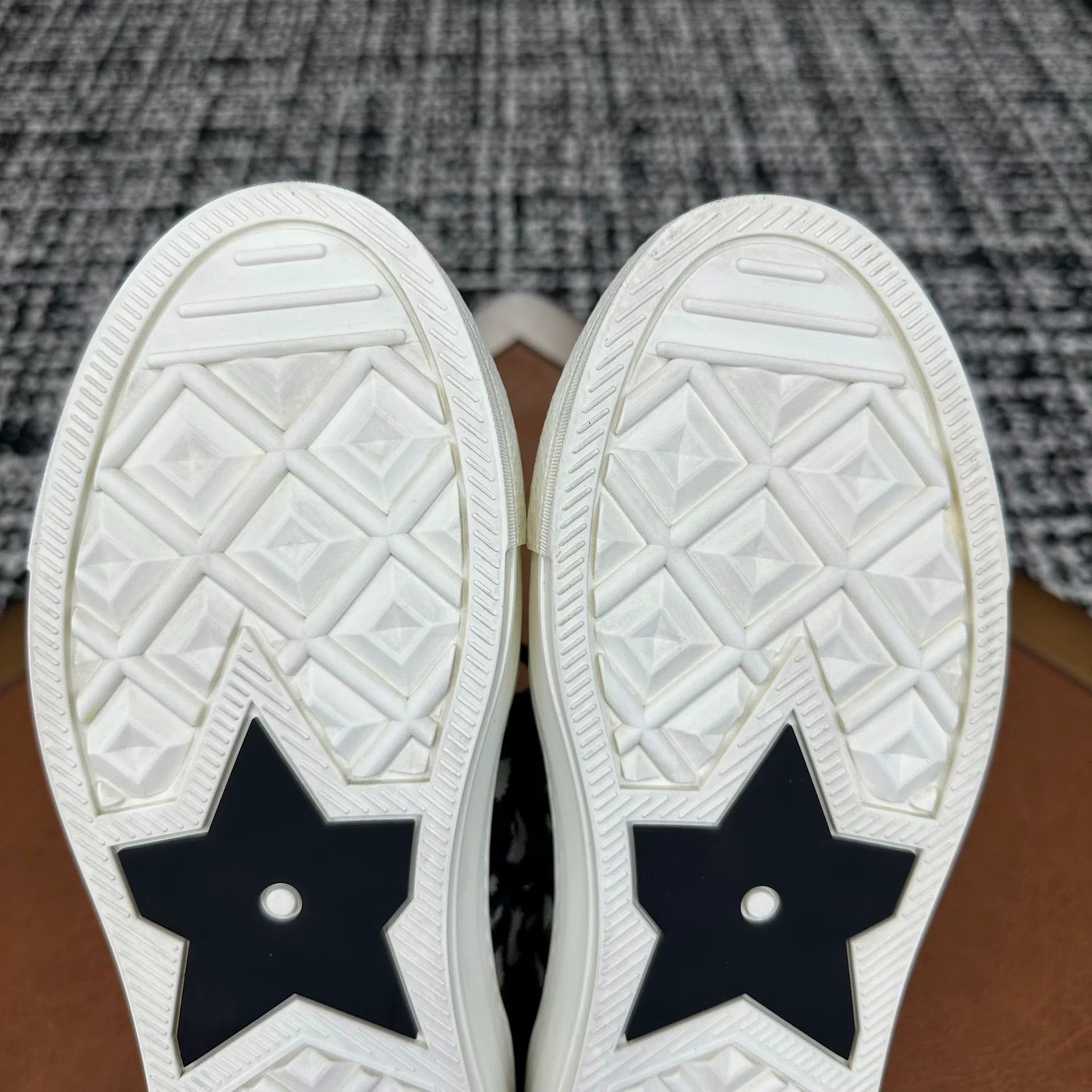 Dior Dior Blue Hitop Sneakers it_37-5 Women Size US 7.5 / IT 37.5 - 8 Thumbnail