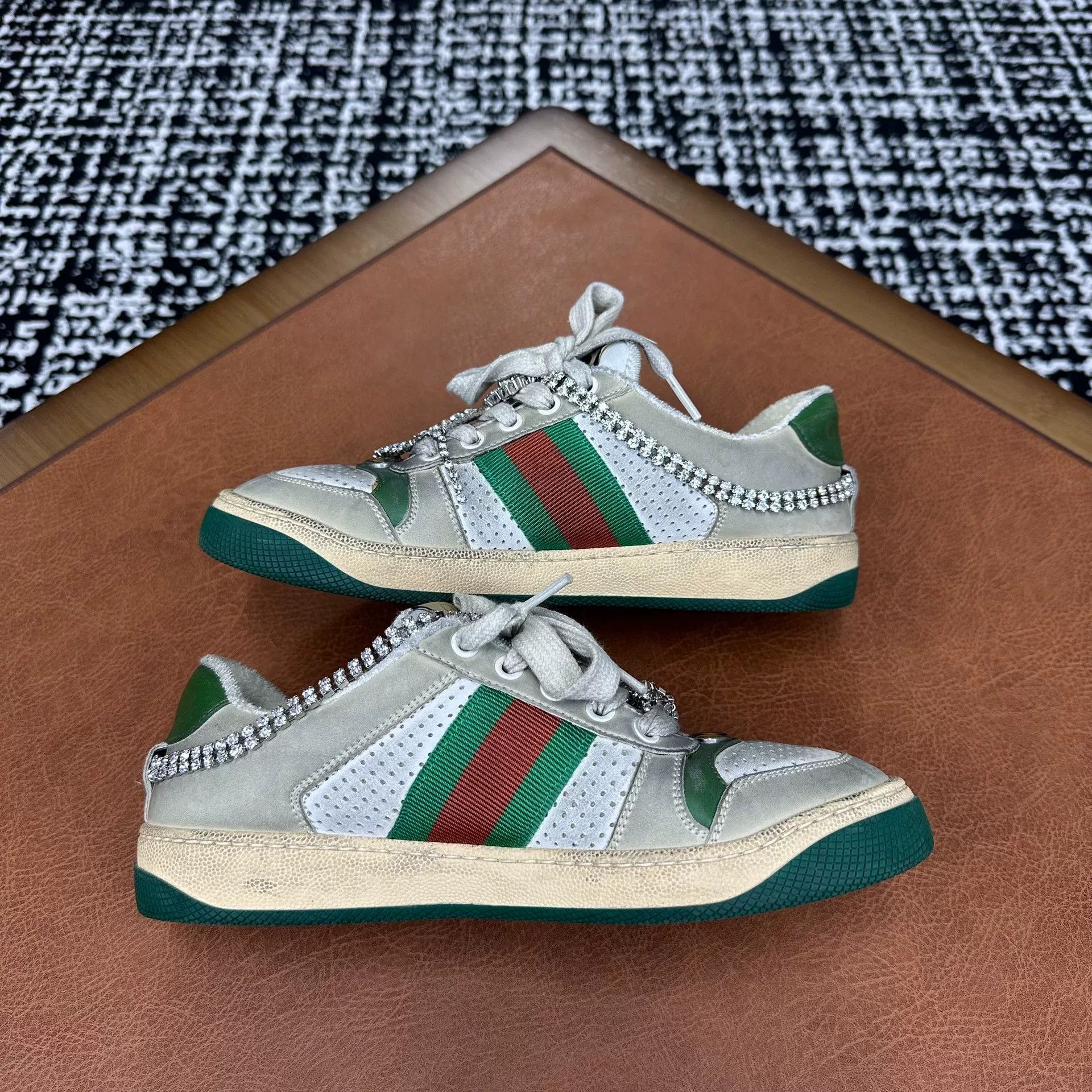 Gucci Gucci Yellow Lowtop Sneakers it_36 Women Size US 6 / IT 36 - 7 Thumbnail