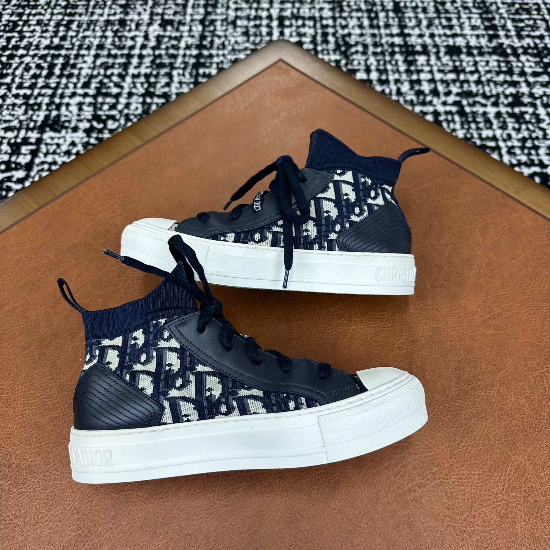 Dior Dior Knit Blue Hitop Sneakers it_35 Women Size US 5 / IT 35 - 5 Thumbnail