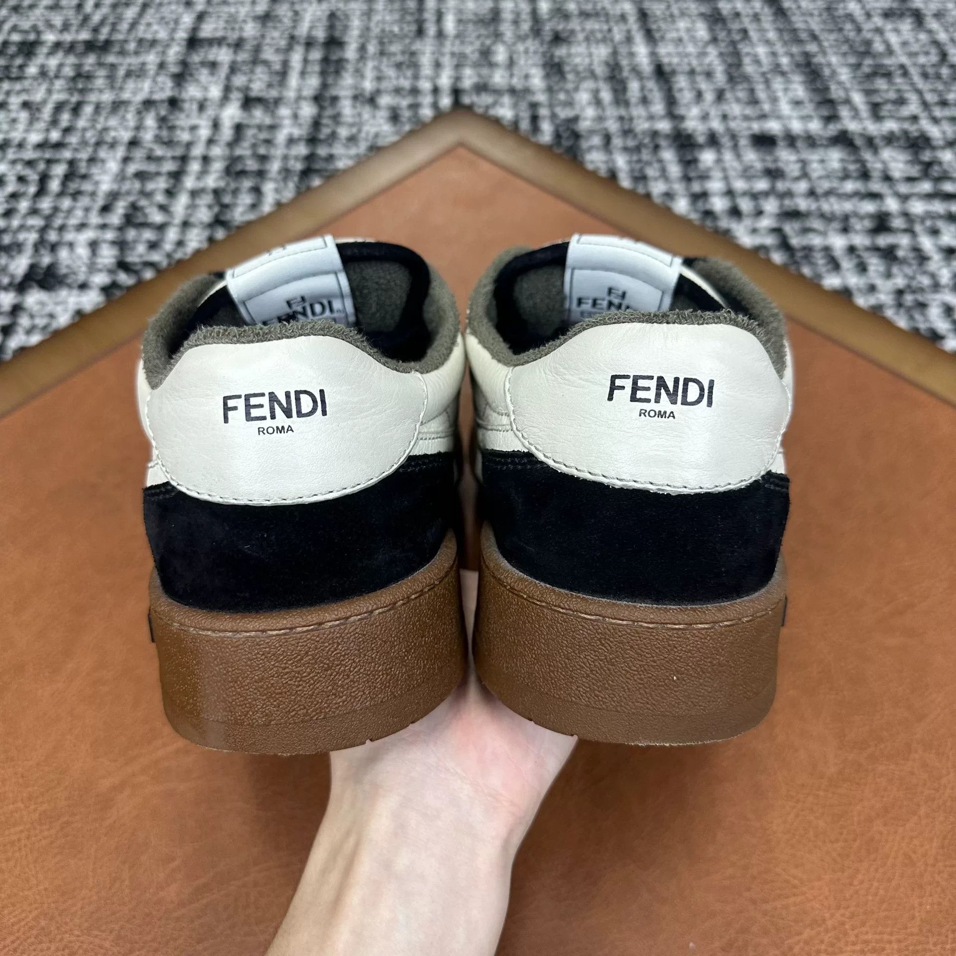 Fendi Fendi Retro Black Lowtop Sneakers 10 Men Size US 10 / EU 43 - 3 Thumbnail