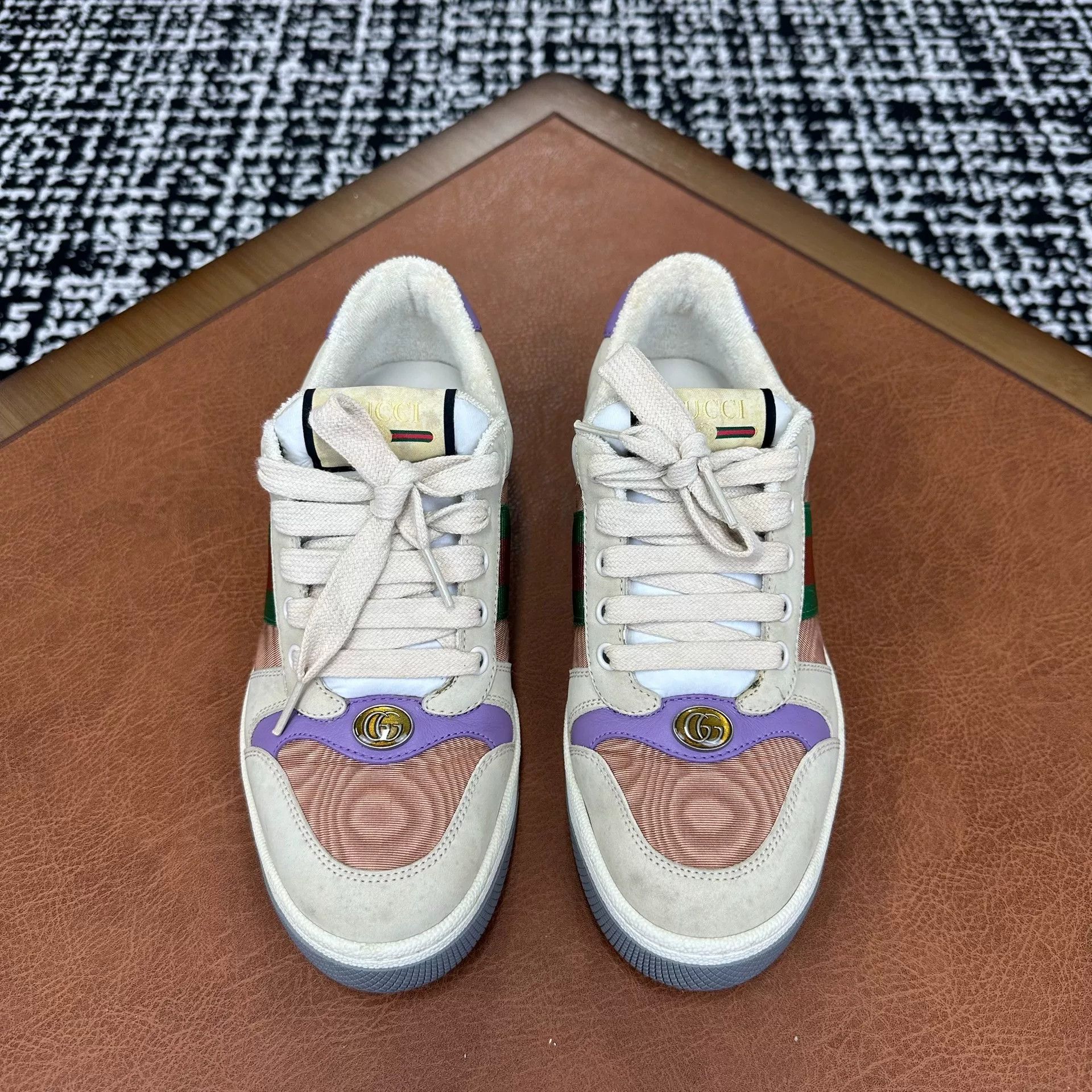 Gucci Gucci White Lowtop Sneakers it_37 Women Size US 7 / IT 37 - 2 Thumbnail