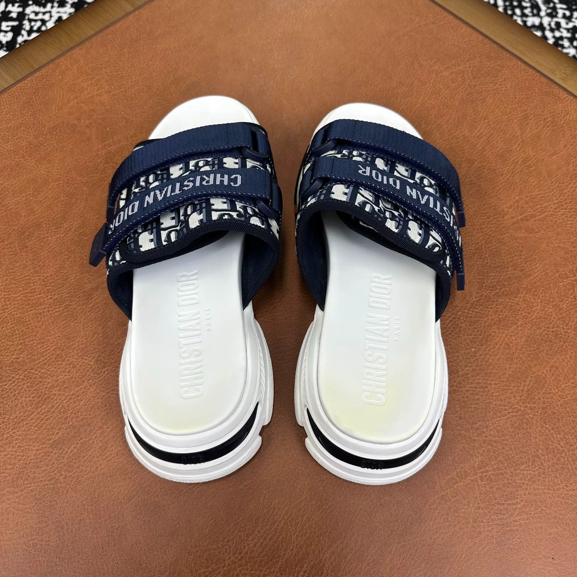 Dior Dior Printed Blue Sandals 7 Men Size US 7 / EU 40 - 3 Thumbnail