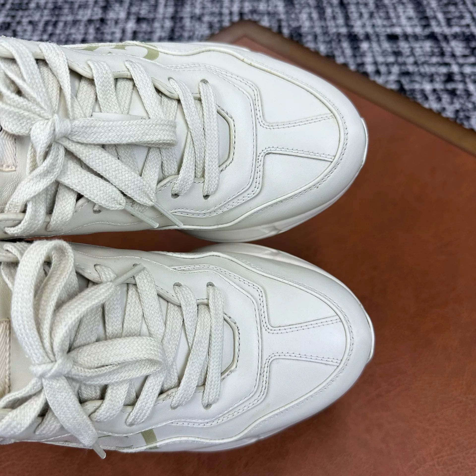 Gucci Gucci Retro Lowtop Sneakers 6 Men Size US 6 / EU 39 - 7 Thumbnail