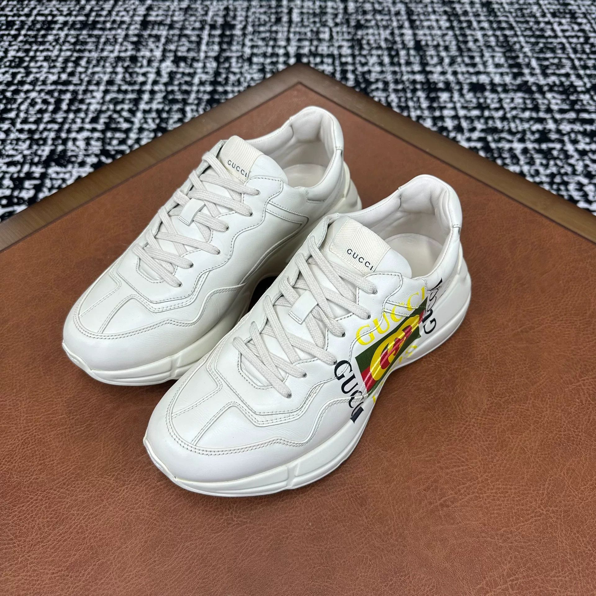 Gucci Gucci Printed Lowtop Sneakers 8 Men Size US 8 / EU 41 - 3 Thumbnail