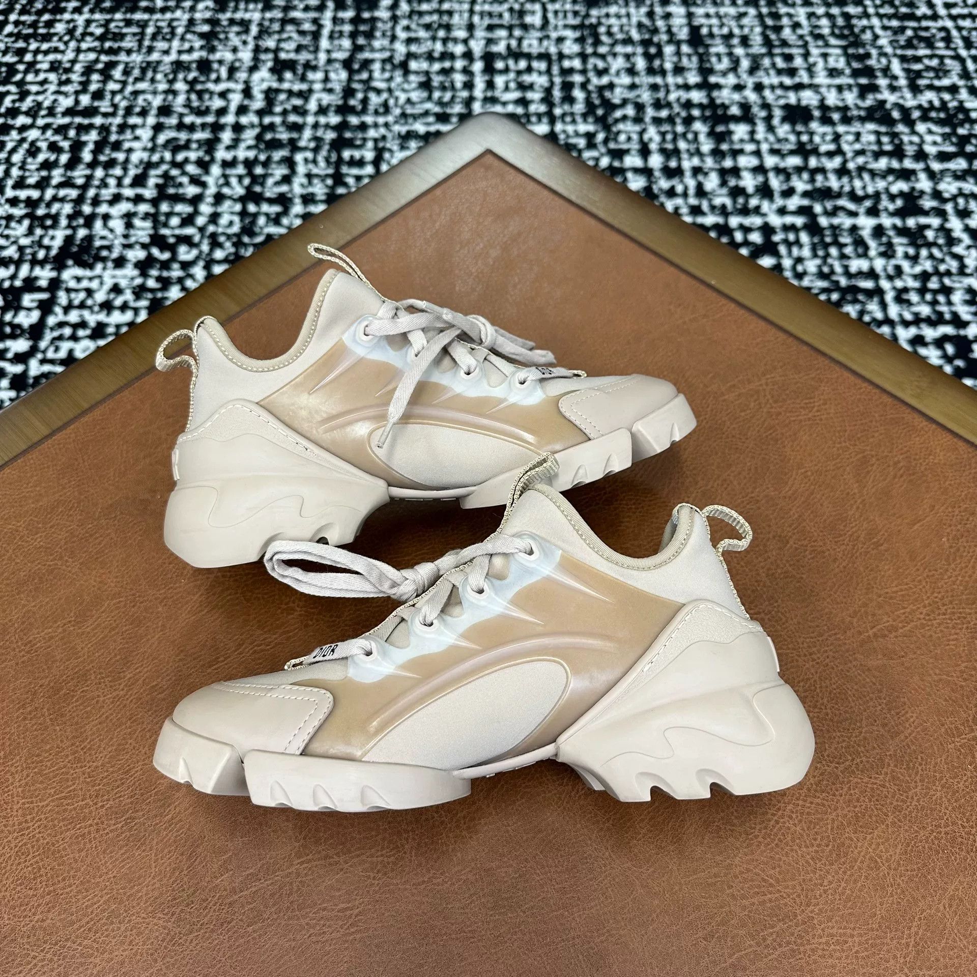 Dior Dior Lowtop Sneakers it_35-5 Women Size US 5.5 / IT 35.5 - 7 Thumbnail