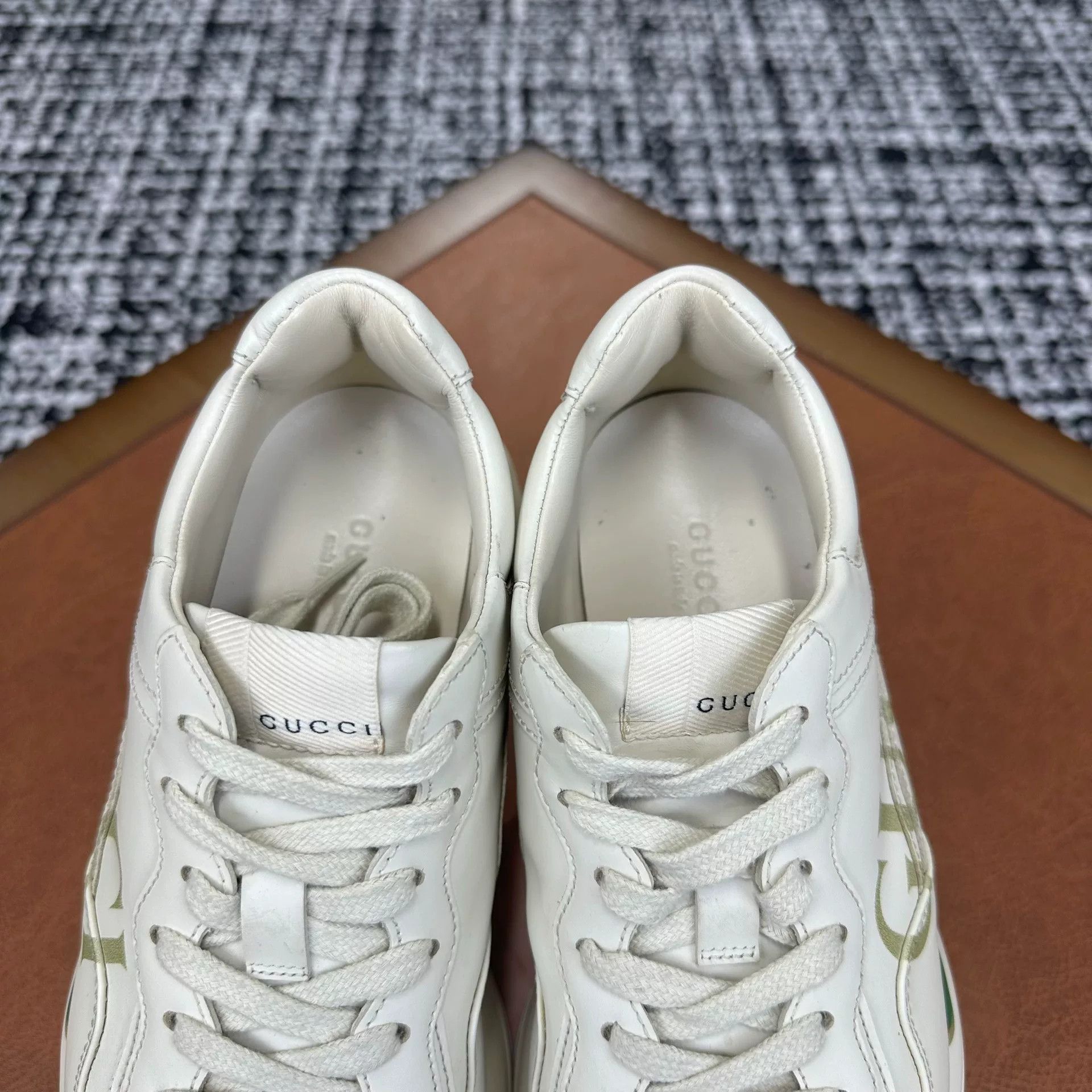 Gucci Gucci Printed Lowtop Sneakers it_36 Women Size US 6 / IT 36 - 8 Thumbnail