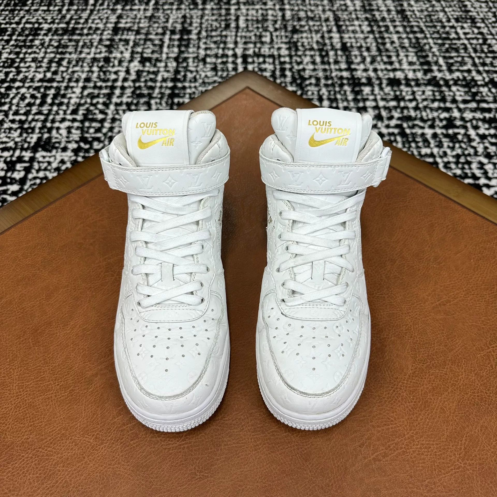 Louis Vuitton Louis Vuitton AF1 White Lowtop Sneakers 8 Men Size US 8 / EU 41 - 2 Thumbnail