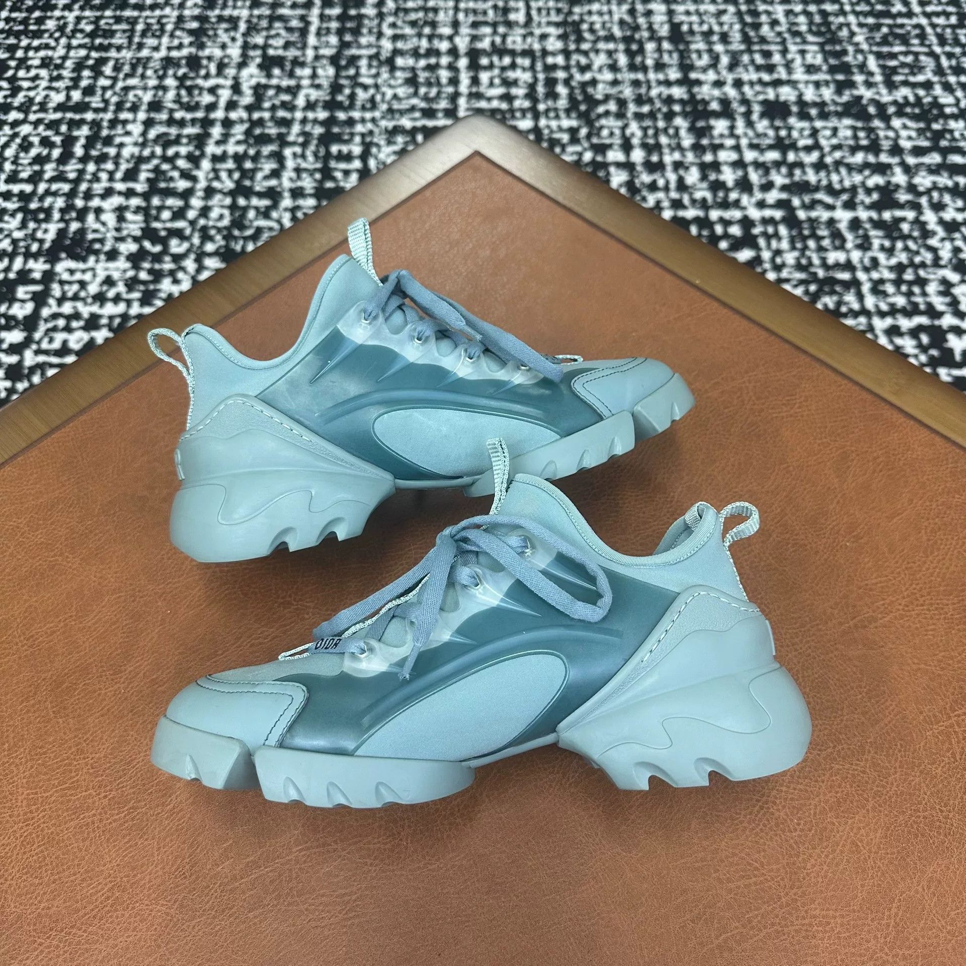 Dior Dior Blue Lowtop Sneakers it_36-5 Women Size US 6.5 / IT 36.5 - 6 Thumbnail