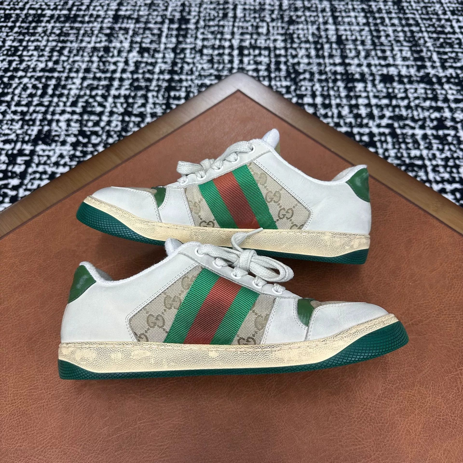 Gucci Gucci Green Lowtop Sneakers 9 Men Size US 9 / EU 42 - 7 Thumbnail