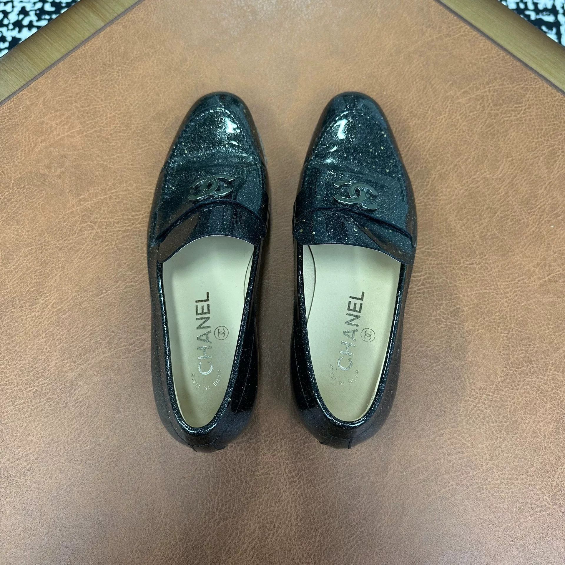 Chanel Chanel Patent Black Lowtop Sneakers it_37 Women Size US 7 / IT 37 - 6 Thumbnail