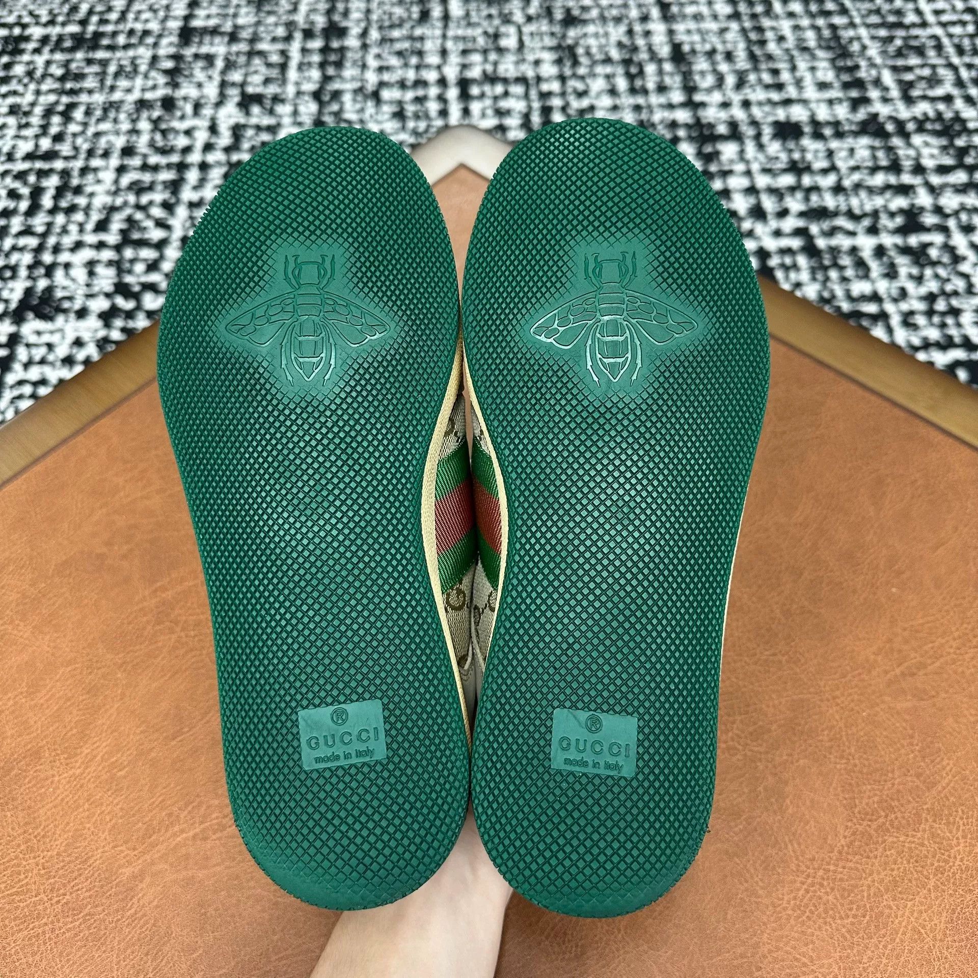 Gucci Gucci Green Lowtop Sneakers it_36 Women Size US 6 / IT 36 - 8 Thumbnail