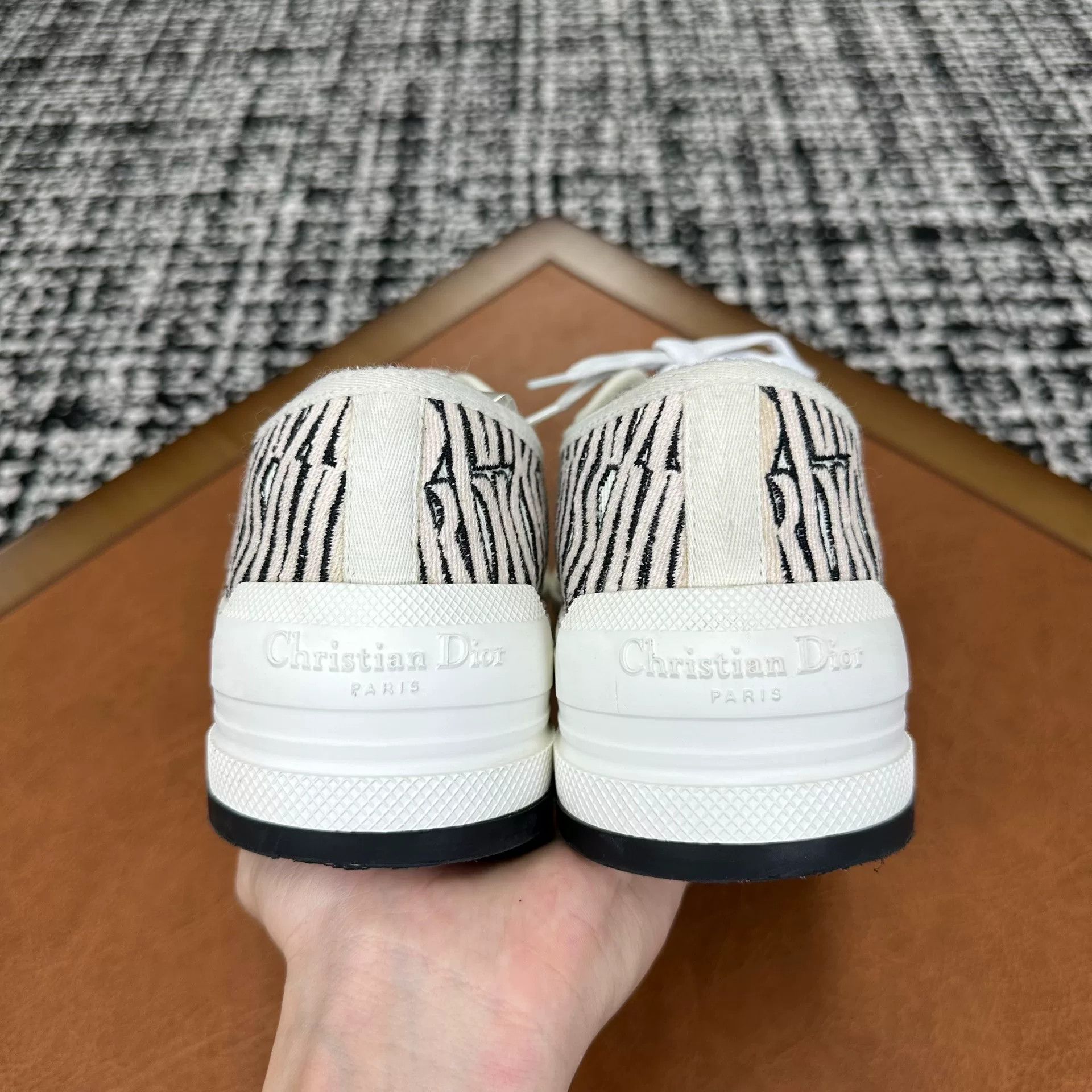 Dior Dior Lowtop Sneakers it_37 Women Size US 7 / IT 37 - 3 Thumbnail