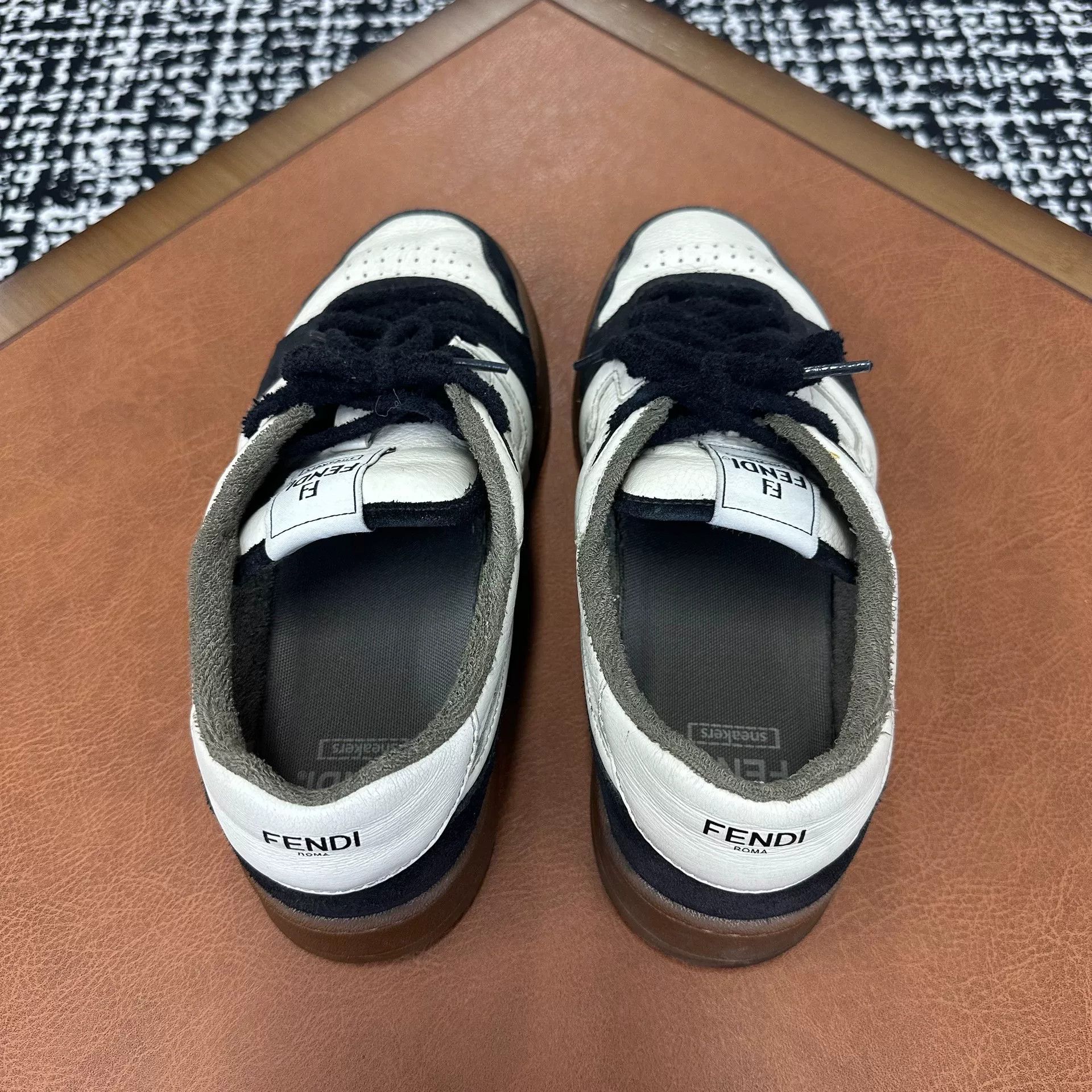Fendi Fendi Black Lowtop Sneakers 10 Men Size US 10 / EU 43 - 3 Thumbnail