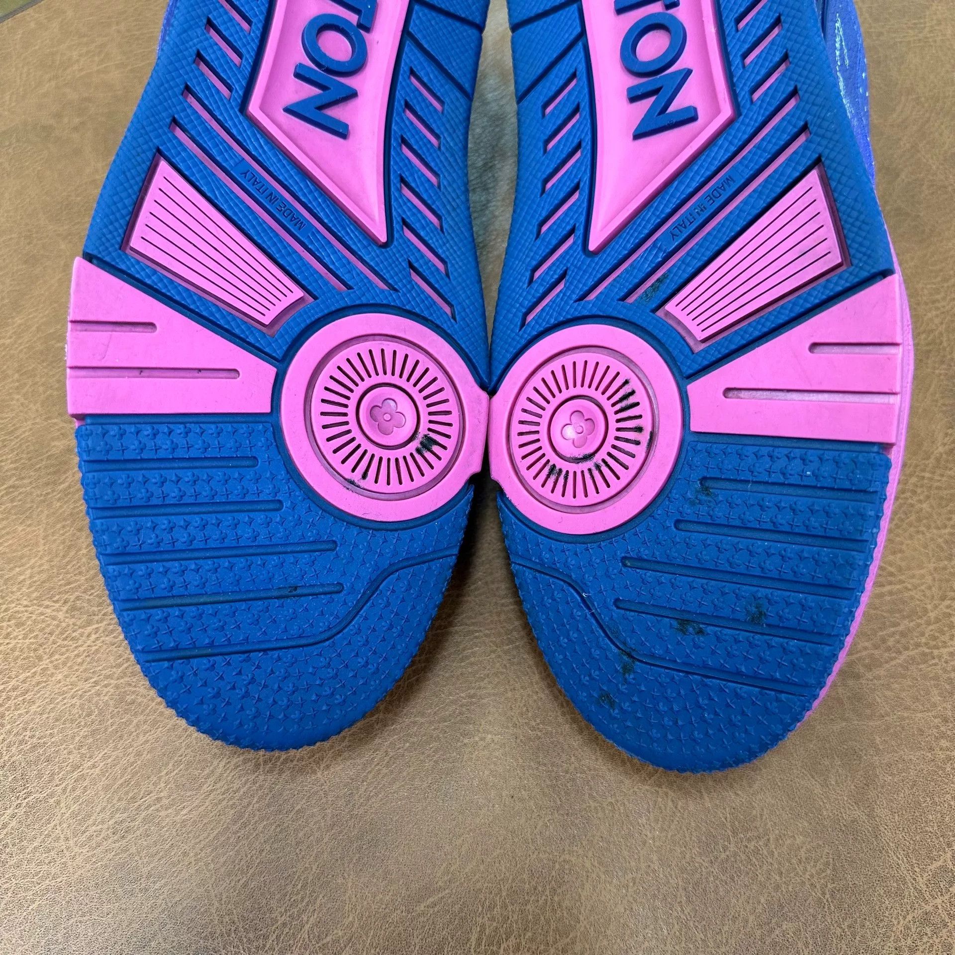 Louis Vuitton Louis Vuitton Training Purple Lowtop Sneakers 7 Men Size US 7 / EU 40 - 8 Thumbnail