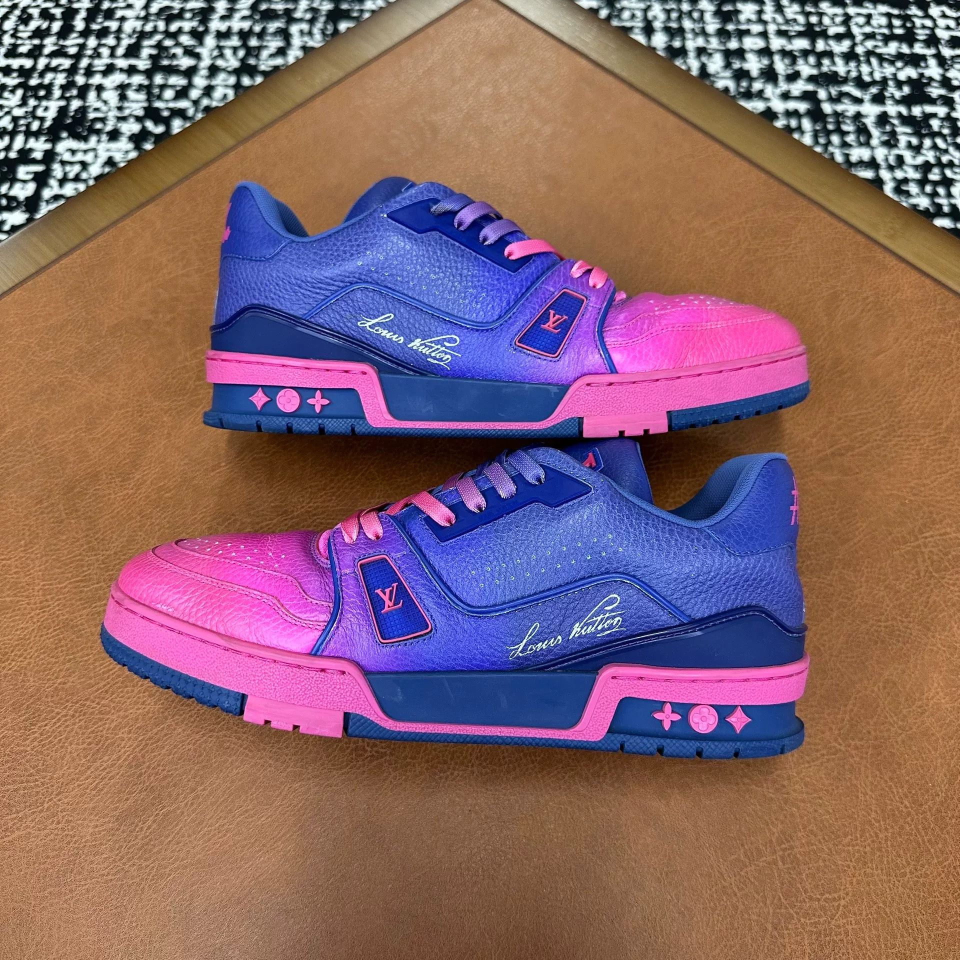 Louis Vuitton Louis Vuitton Training Purple Lowtop Sneakers 7 Men Size US 7 / EU 40 - 5 Thumbnail