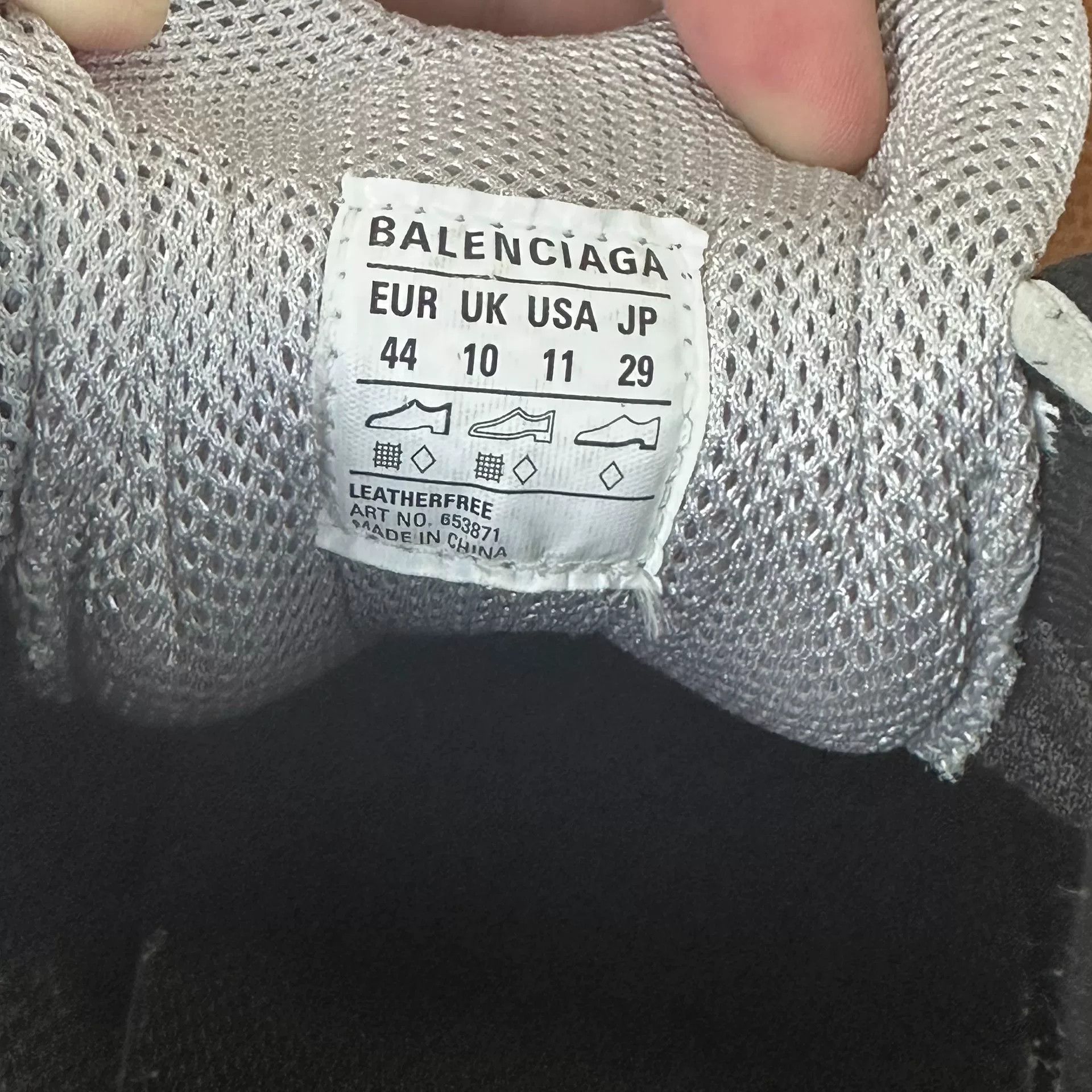 Balenciaga Balenciaga Orange Lowtop Sneakers 11 Men Size US 11 / EU 44 - 9 Thumbnail