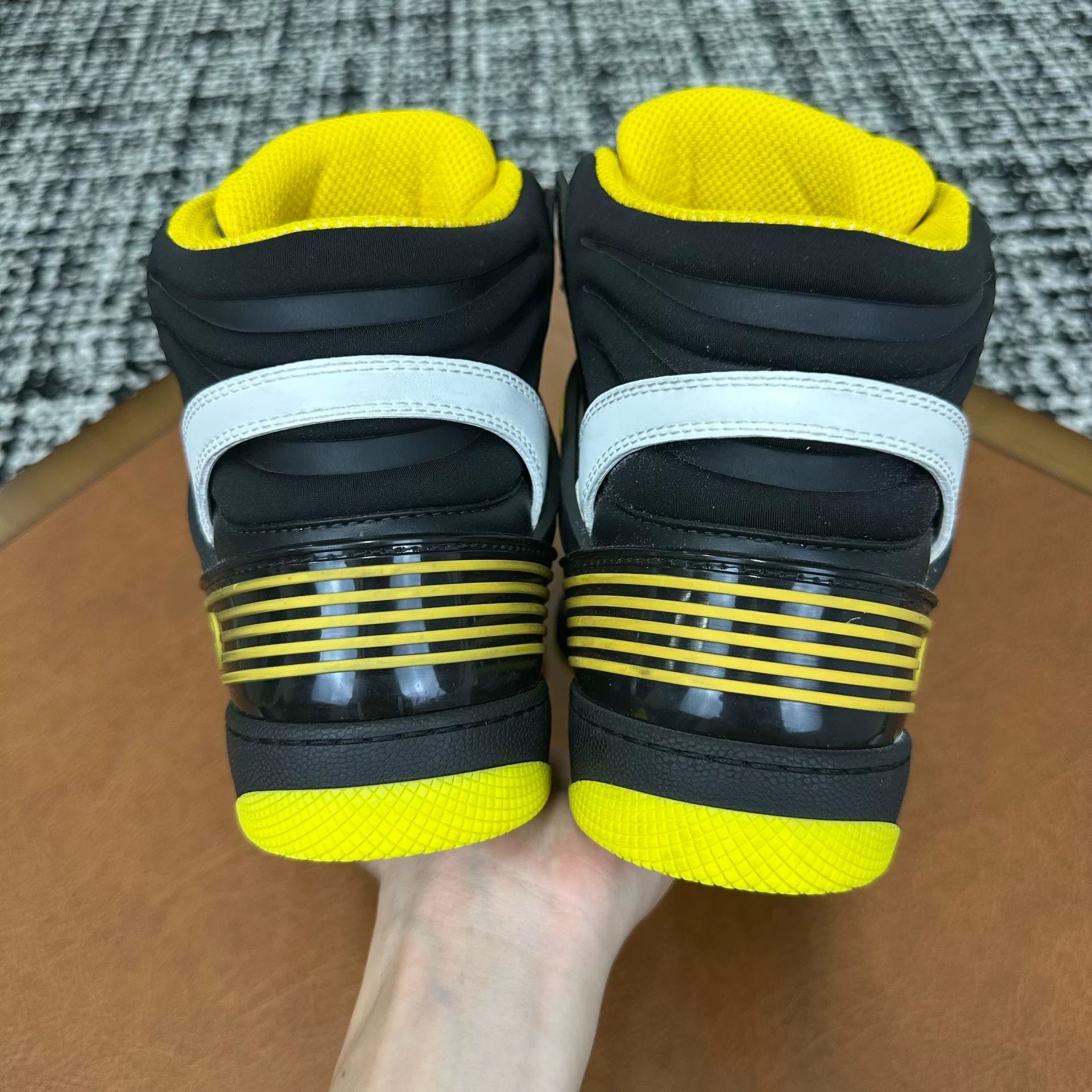 Gucci Gucci Casual Black Hitop Sneakers 7 Men Size US 7 / EU 40 - 3 Thumbnail